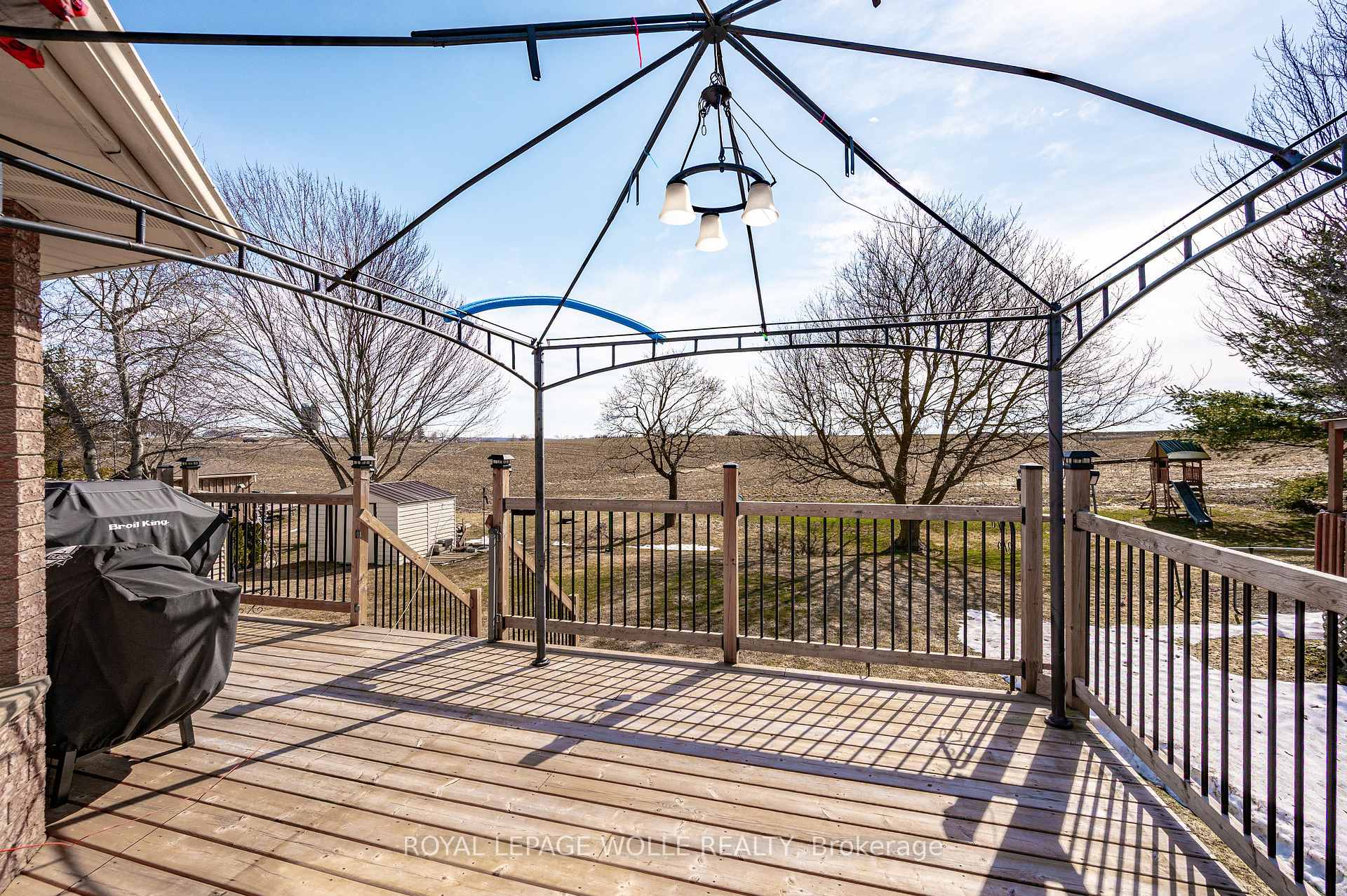 Photo 24 of 29 Bonniewood Drive, Mapleton, Rural Mapleton — HOMEH