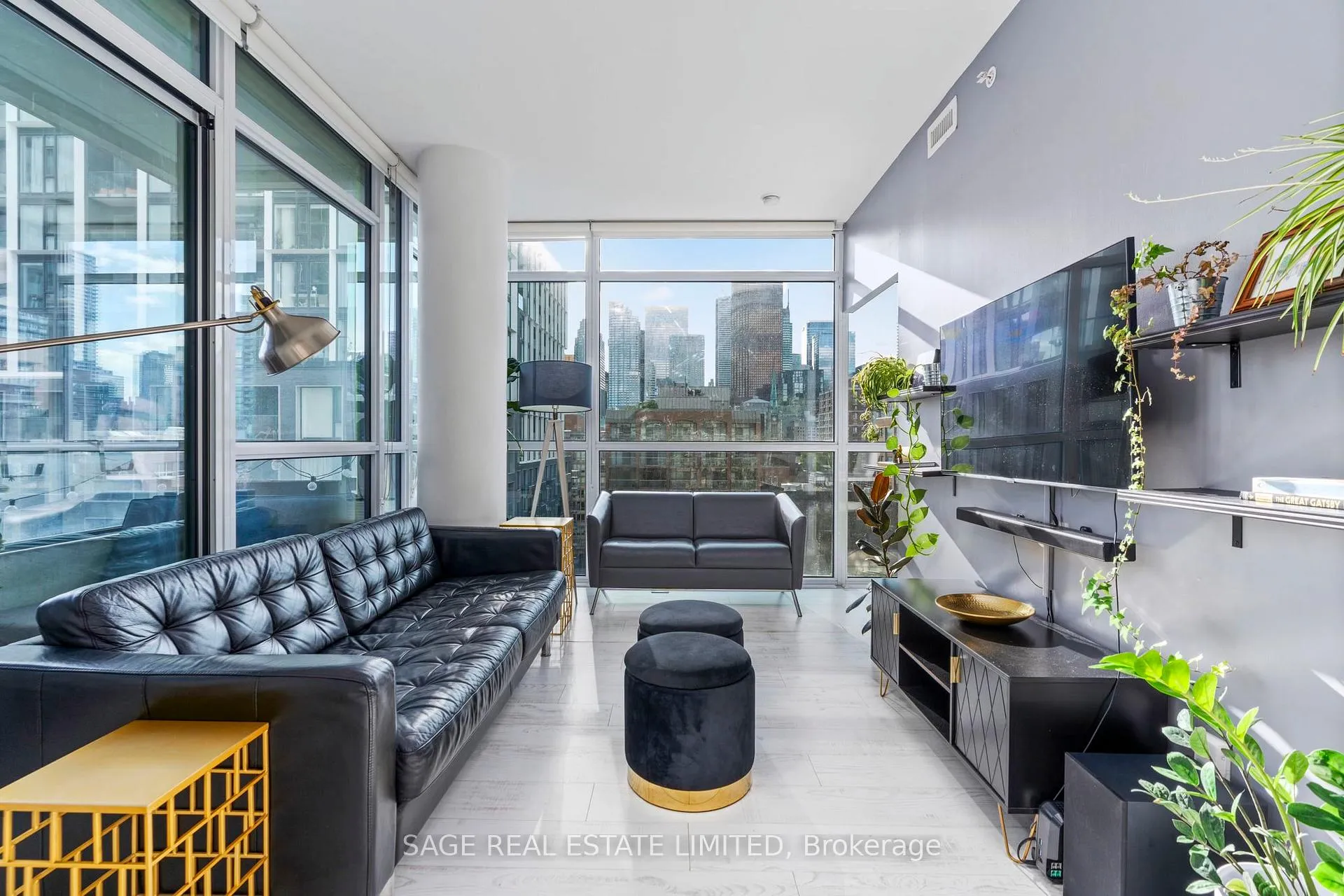 Photo 14 of Unit 903, 39 Sherbourne Street, Toronto, Moss Park — HOMEH
