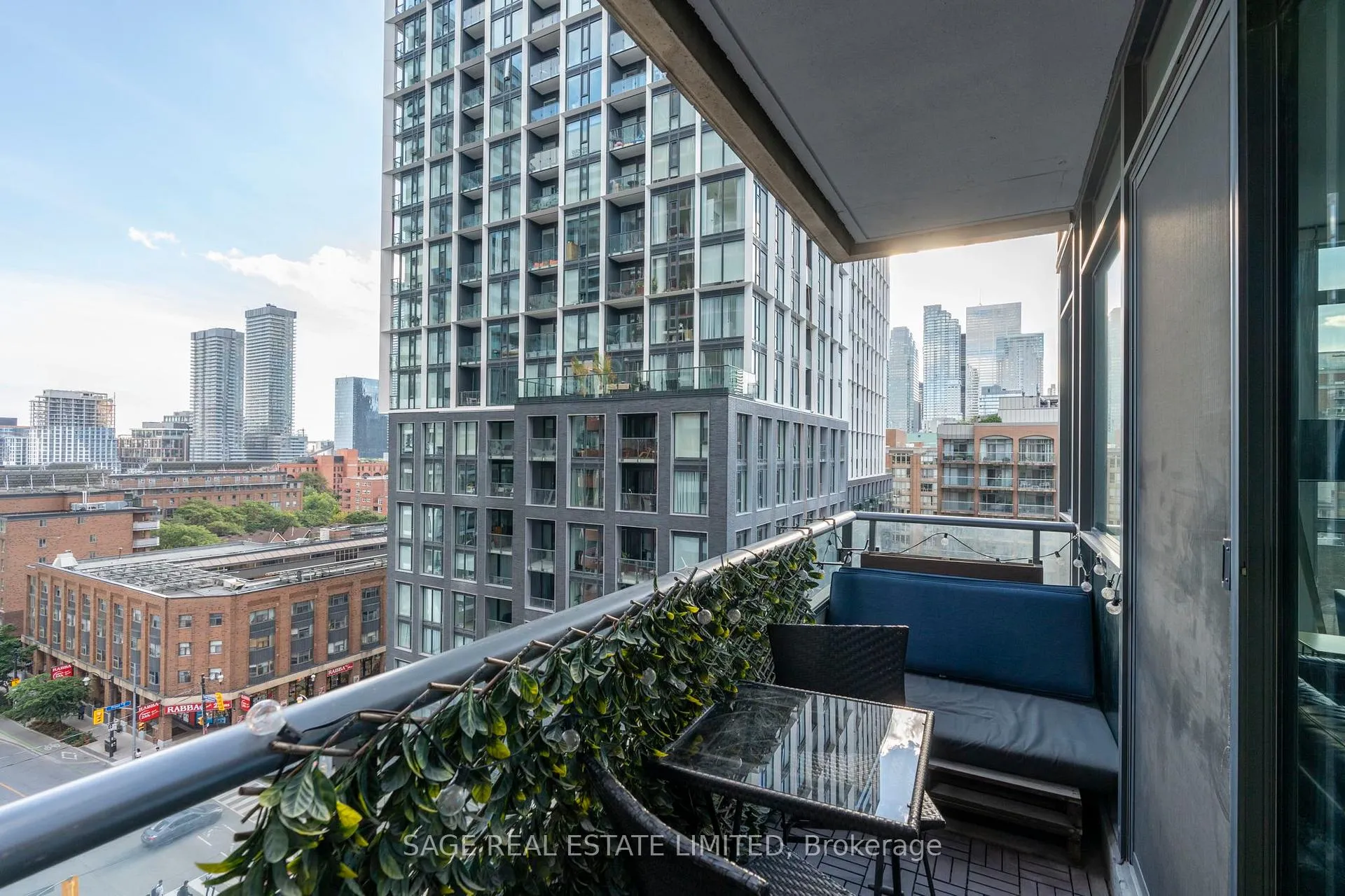 Photo 29 of Unit 903, 39 Sherbourne Street, Toronto, Moss Park — HOMEH
