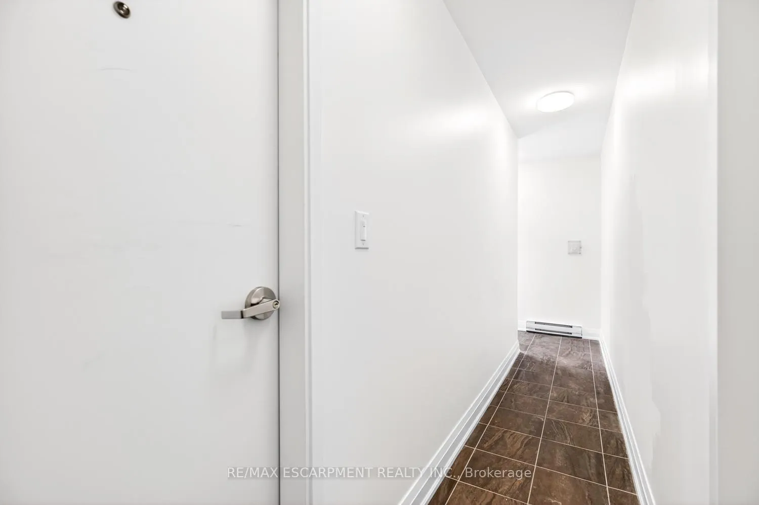 Photo 4 of Unit 2, 253 St Clair Boulevard, Hamilton, St. Clair — HOMEH
