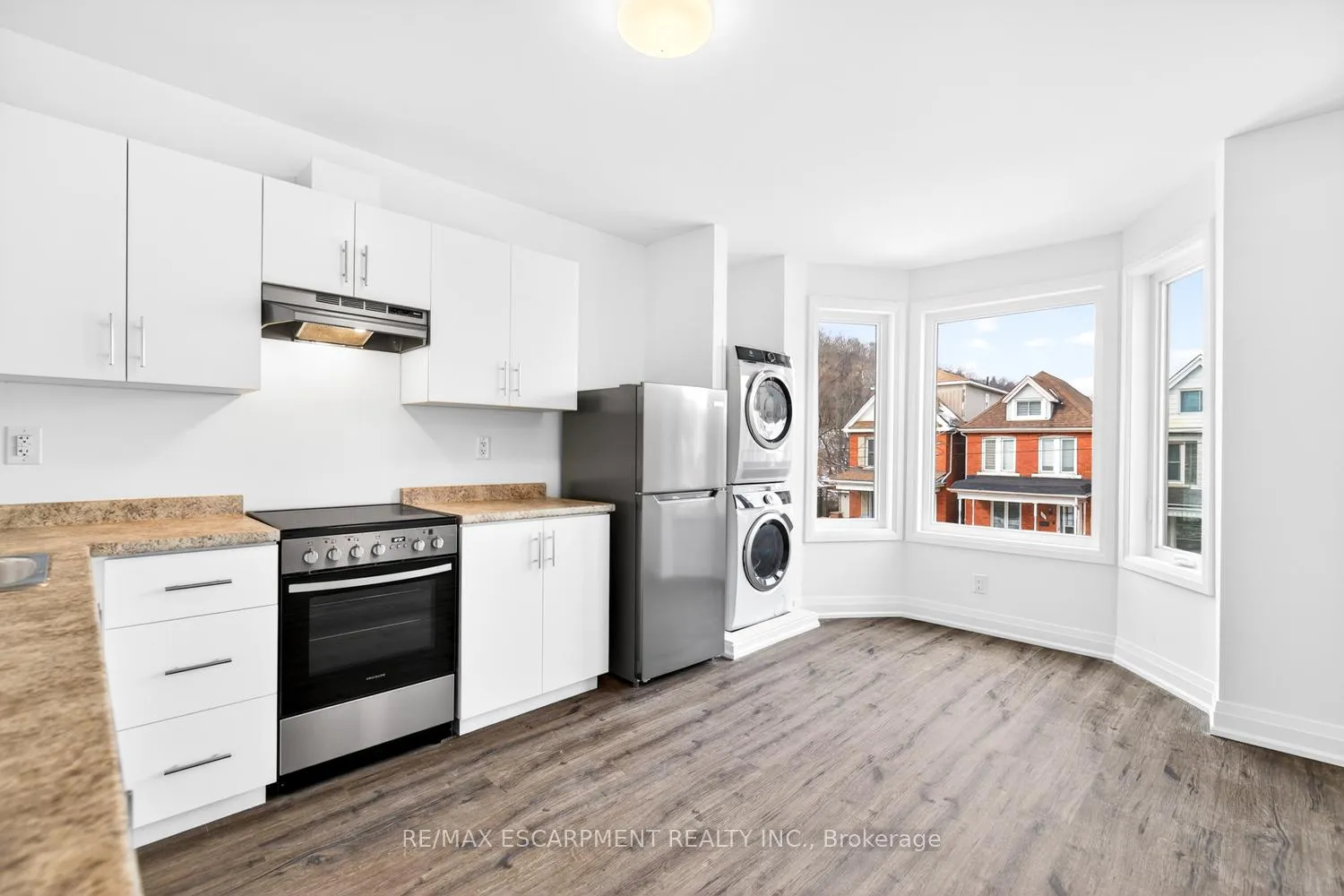 Photo 9 of Unit 2, 253 St Clair Boulevard, Hamilton, St. Clair — HOMEH
