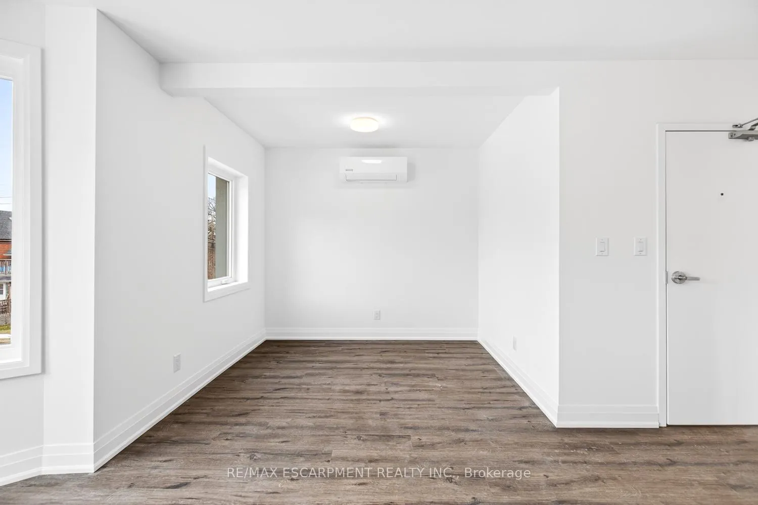 Photo 12 of Unit 2, 253 St Clair Boulevard, Hamilton, St. Clair — HOMEH