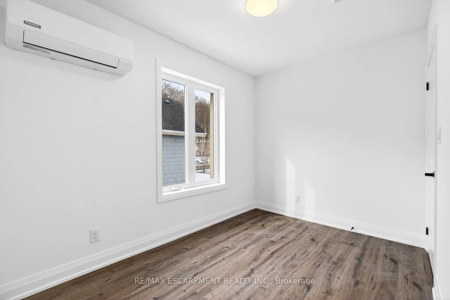 Photo 15 of Unit 2, 253 St Clair Boulevard, Hamilton, St. Clair — HOMEH