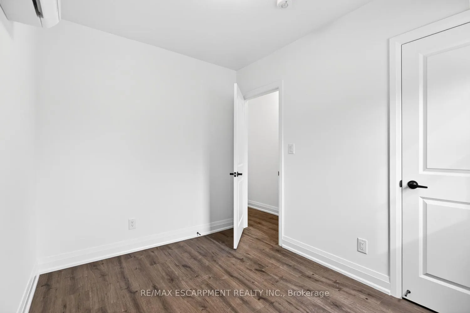 Photo 17 of Unit 2, 253 St Clair Boulevard, Hamilton, St. Clair — HOMEH