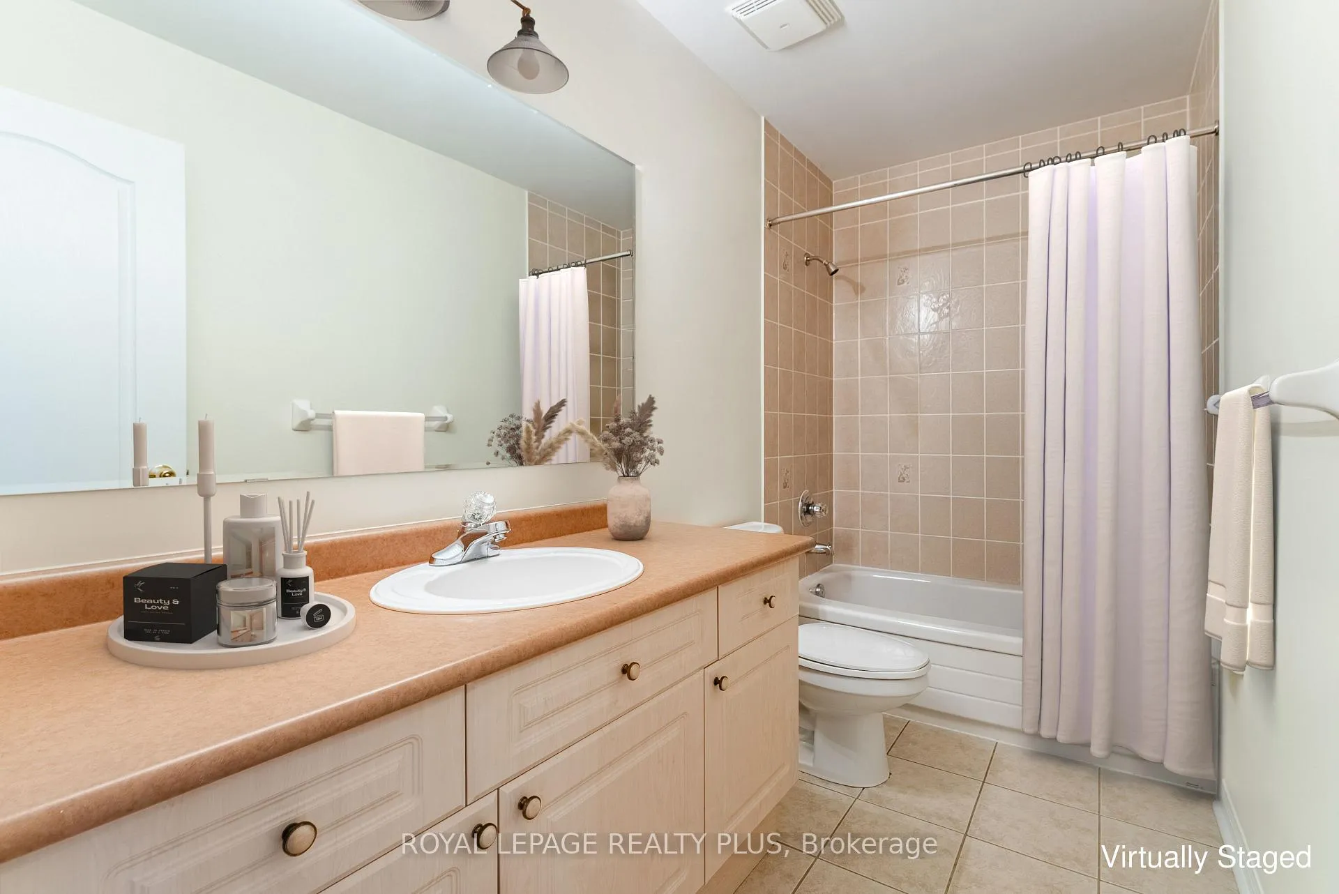 Photo 39 of 854 McDuffe Crescent, Milton, Beaty — HOMEH