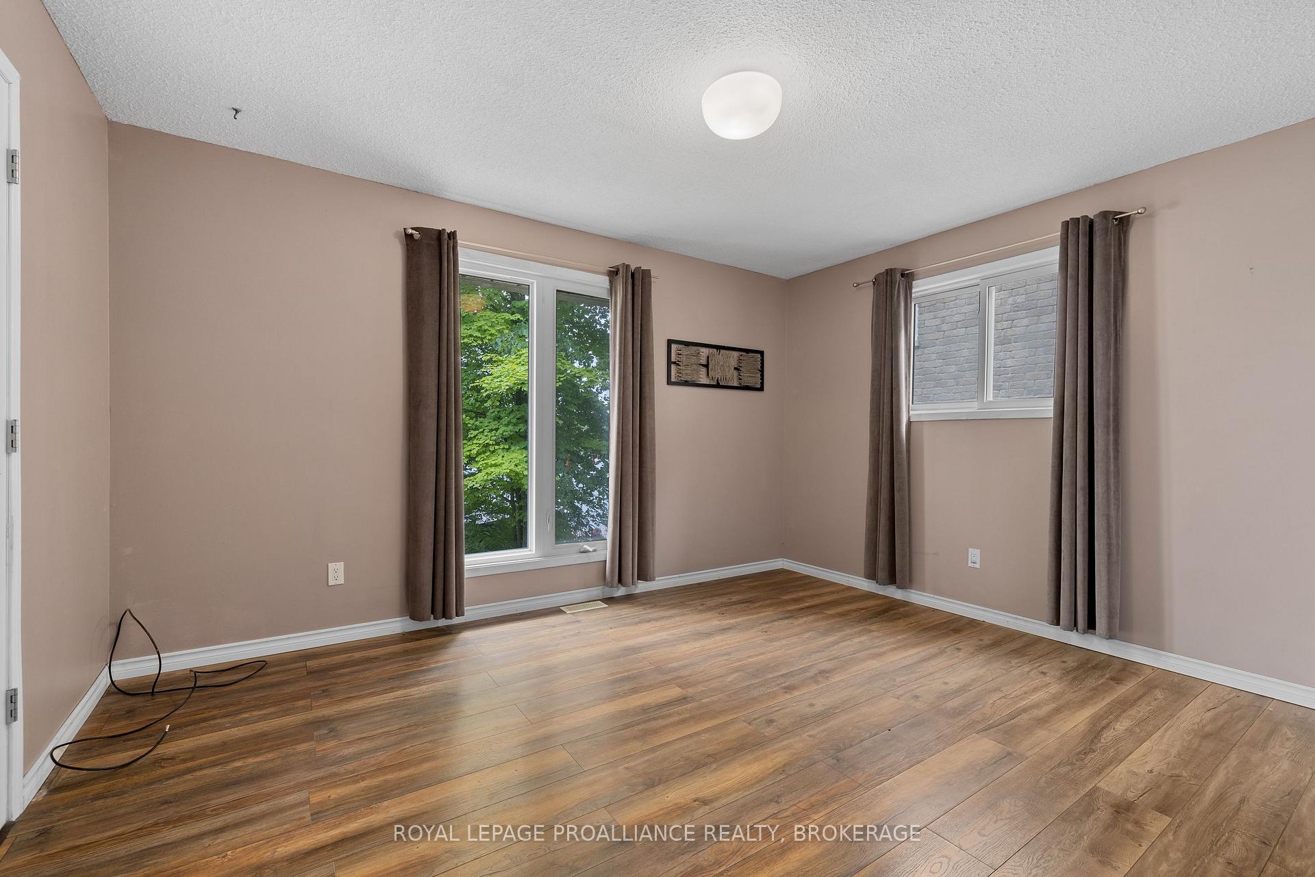 Photo 16 of 314 Nicholson Point Road, Loyalist, Lennox and Addington - South — HOMEH