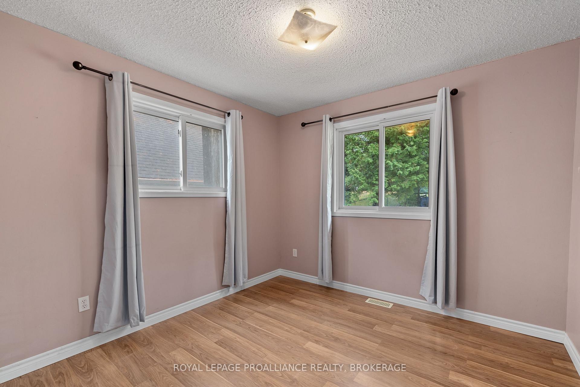 Photo 19 of 314 Nicholson Point Road, Loyalist, Lennox and Addington - South — HOMEH