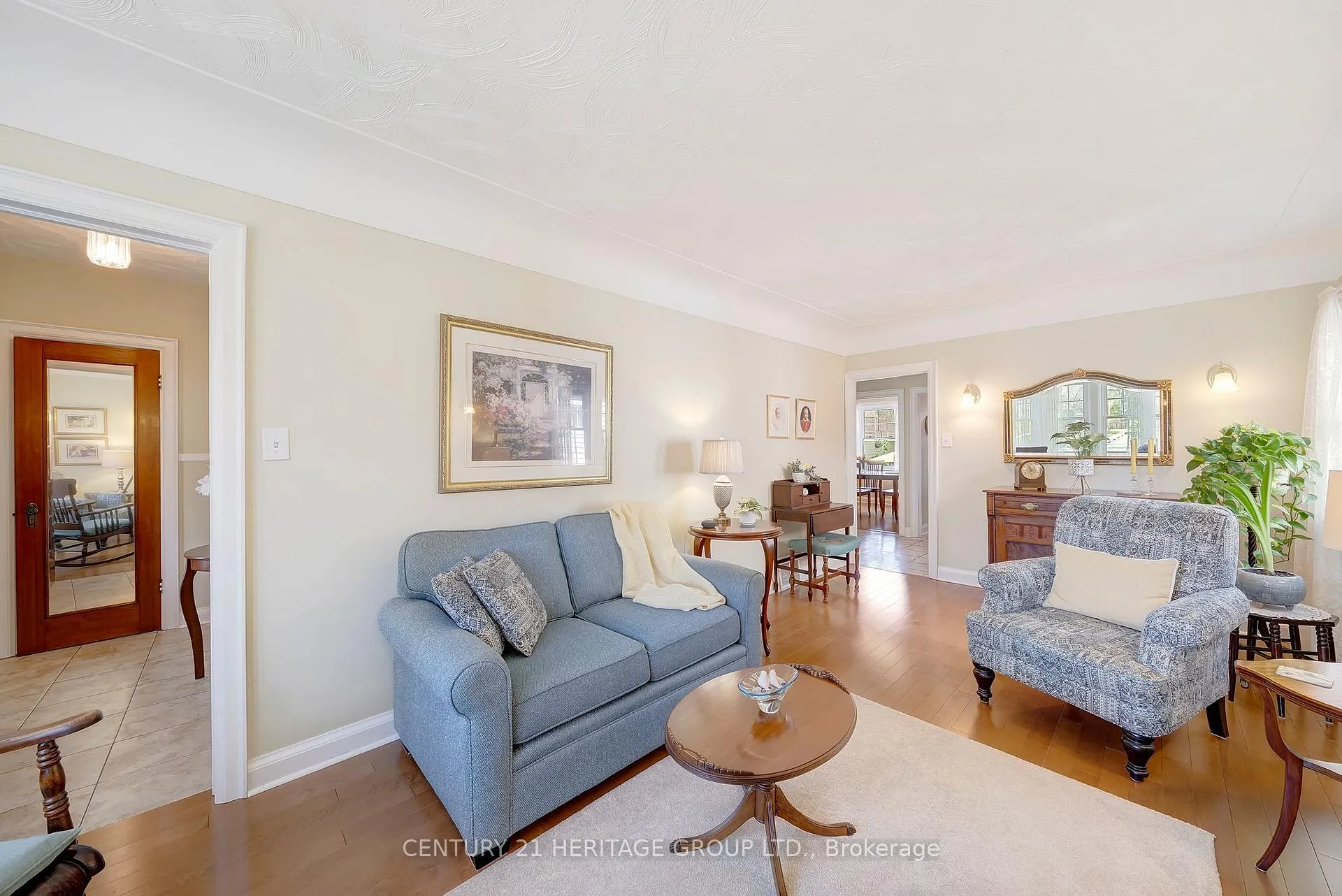 Photo 6 of 22 Churchill Avenue, Hamilton, Centremount — HOMEH