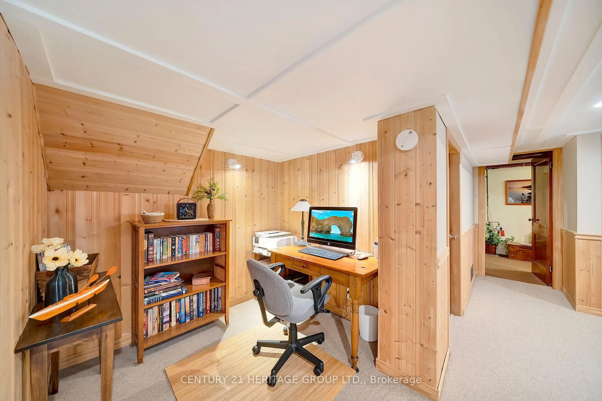 Photo 27 of 22 Churchill Avenue, Hamilton, Centremount — HOMEH