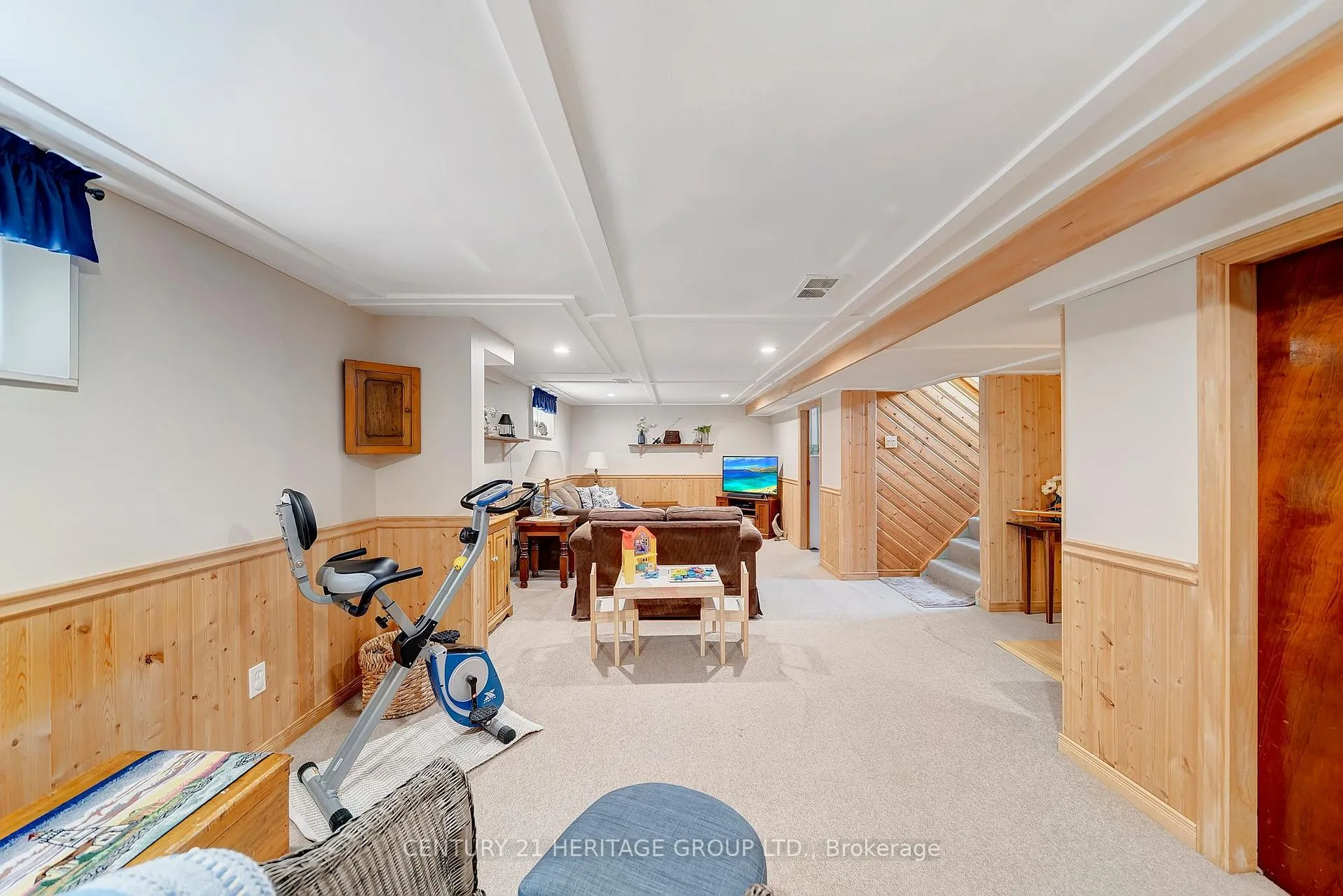 Photo 28 of 22 Churchill Avenue, Hamilton, Centremount — HOMEH