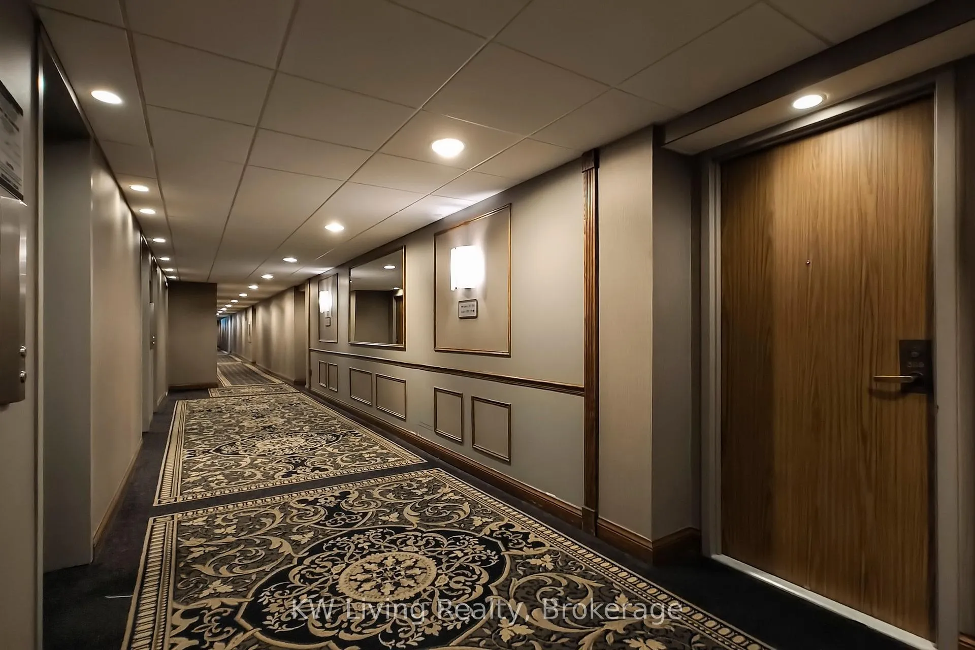 Photo 2 of Unit 309, 45 Carlton Street, Toronto, Church-Yonge Corridor — HOMEH
