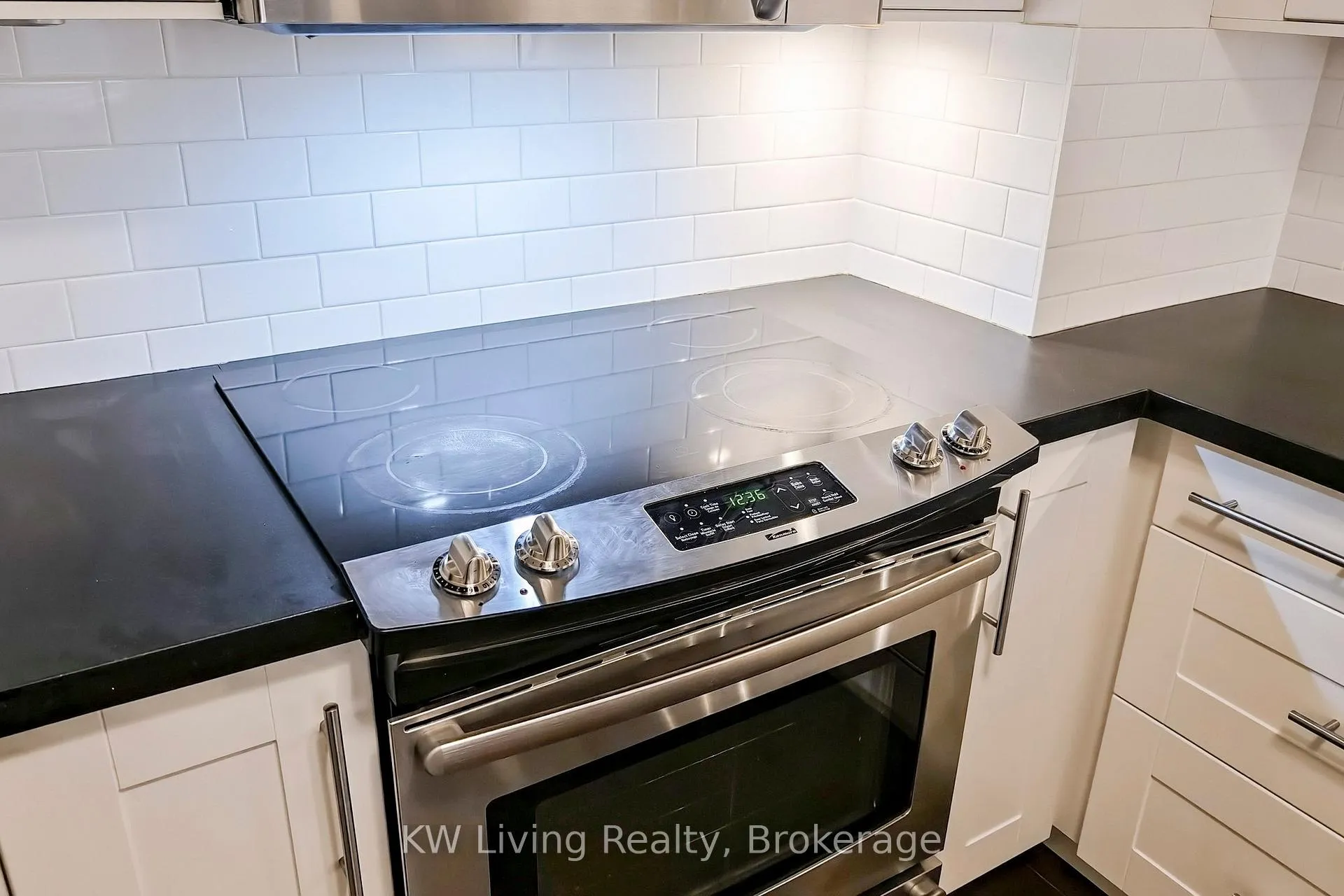 Photo 13 of Unit 309, 45 Carlton Street, Toronto, Church-Yonge Corridor — HOMEH