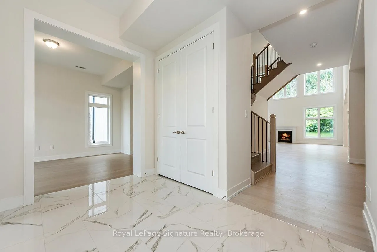 Photo 3 of 126 Dorothy Drive, Blue Mountains — HOMEH