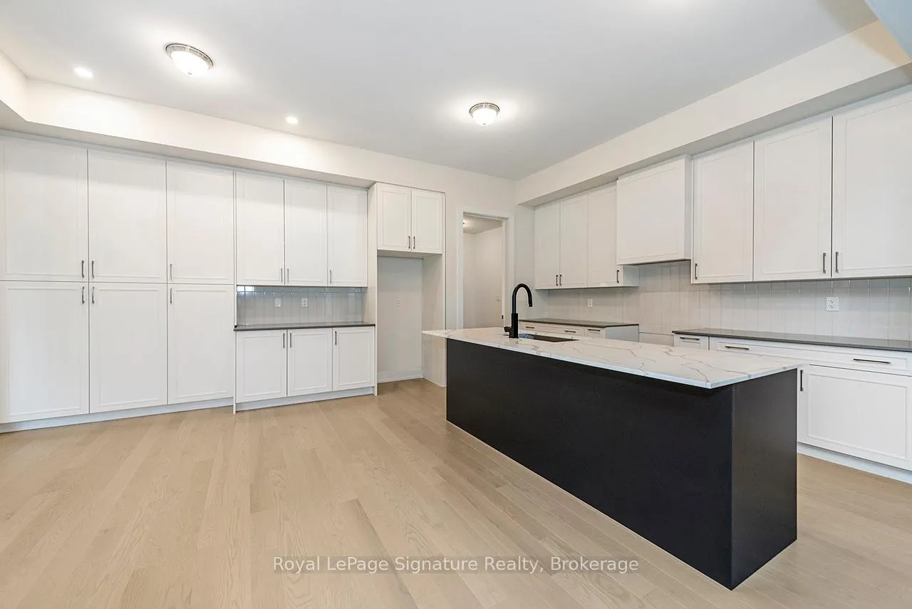 Photo 12 of 126 Dorothy Drive, Blue Mountains — HOMEH