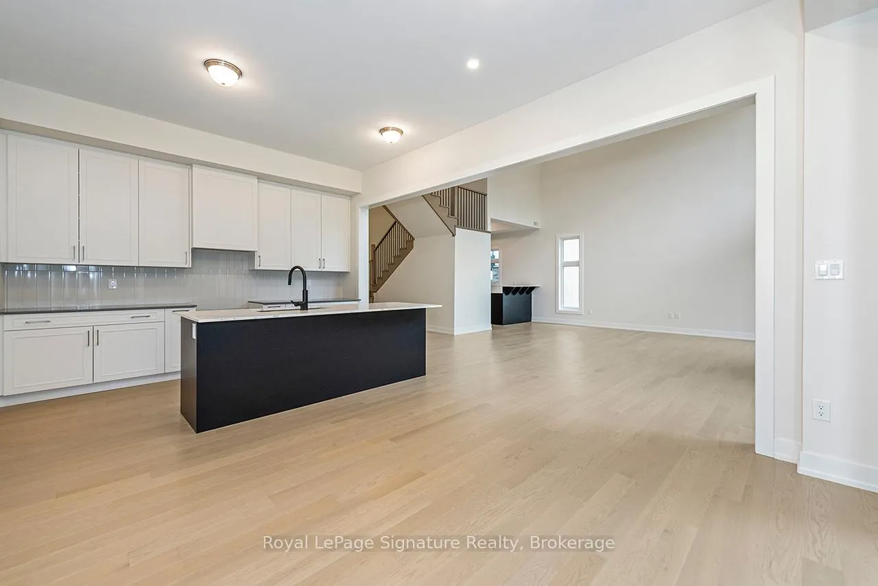 Photo 13 of 126 Dorothy Drive, Blue Mountains — HOMEH