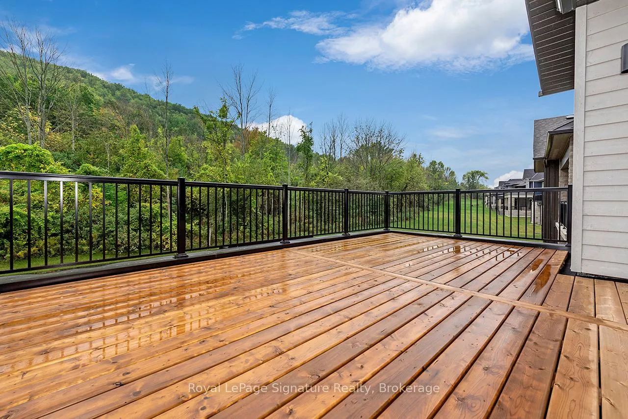 Photo 30 of 126 Dorothy Drive, Blue Mountains — HOMEH