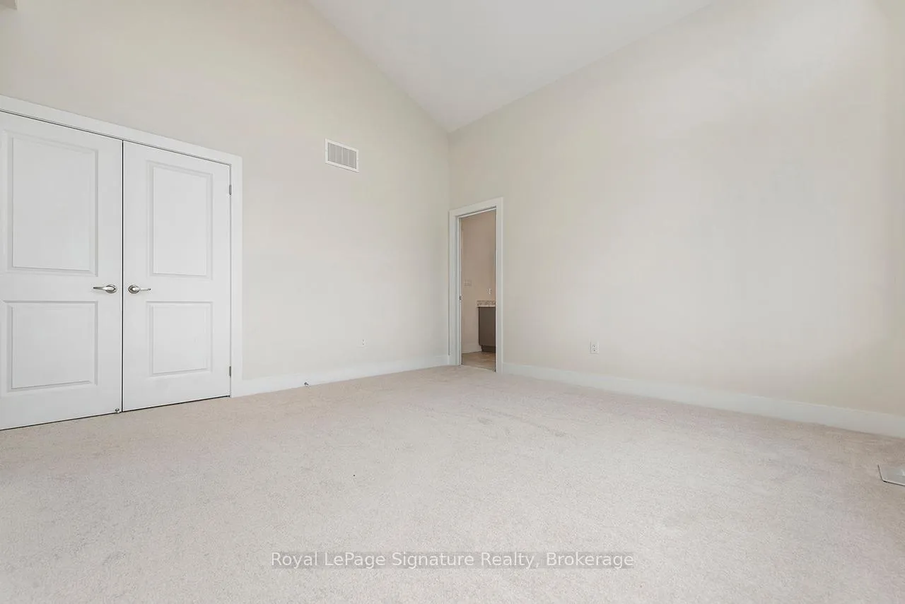Photo 43 of 126 Dorothy Drive, Blue Mountains — HOMEH