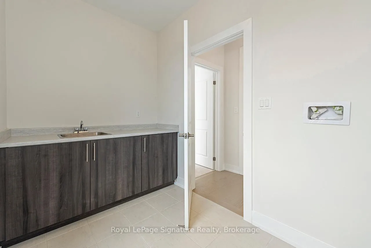 Photo 45 of 126 Dorothy Drive, Blue Mountains — HOMEH