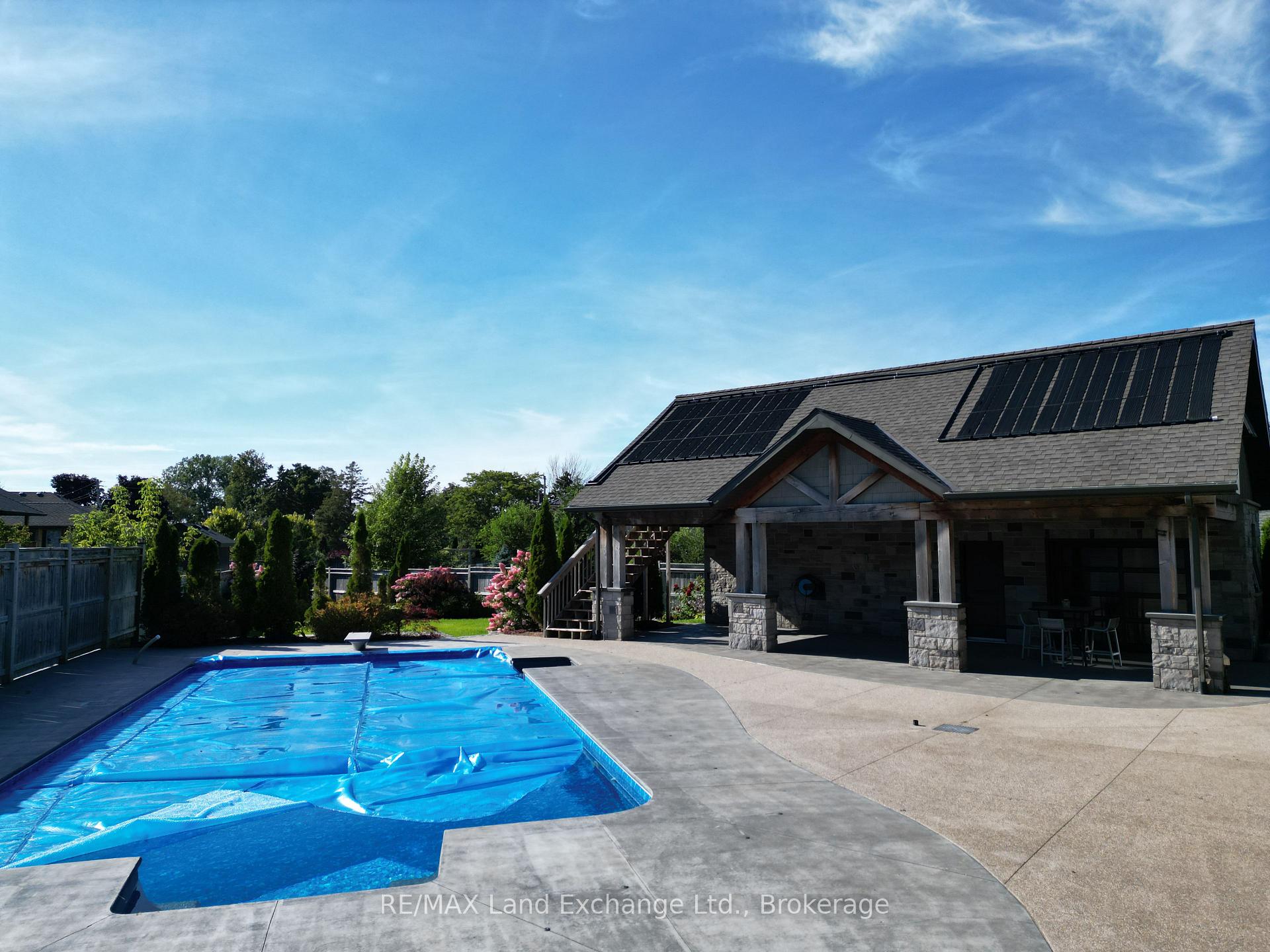 Photo 4 of 24 Lakefield Drive, Kincardine — HOMEH