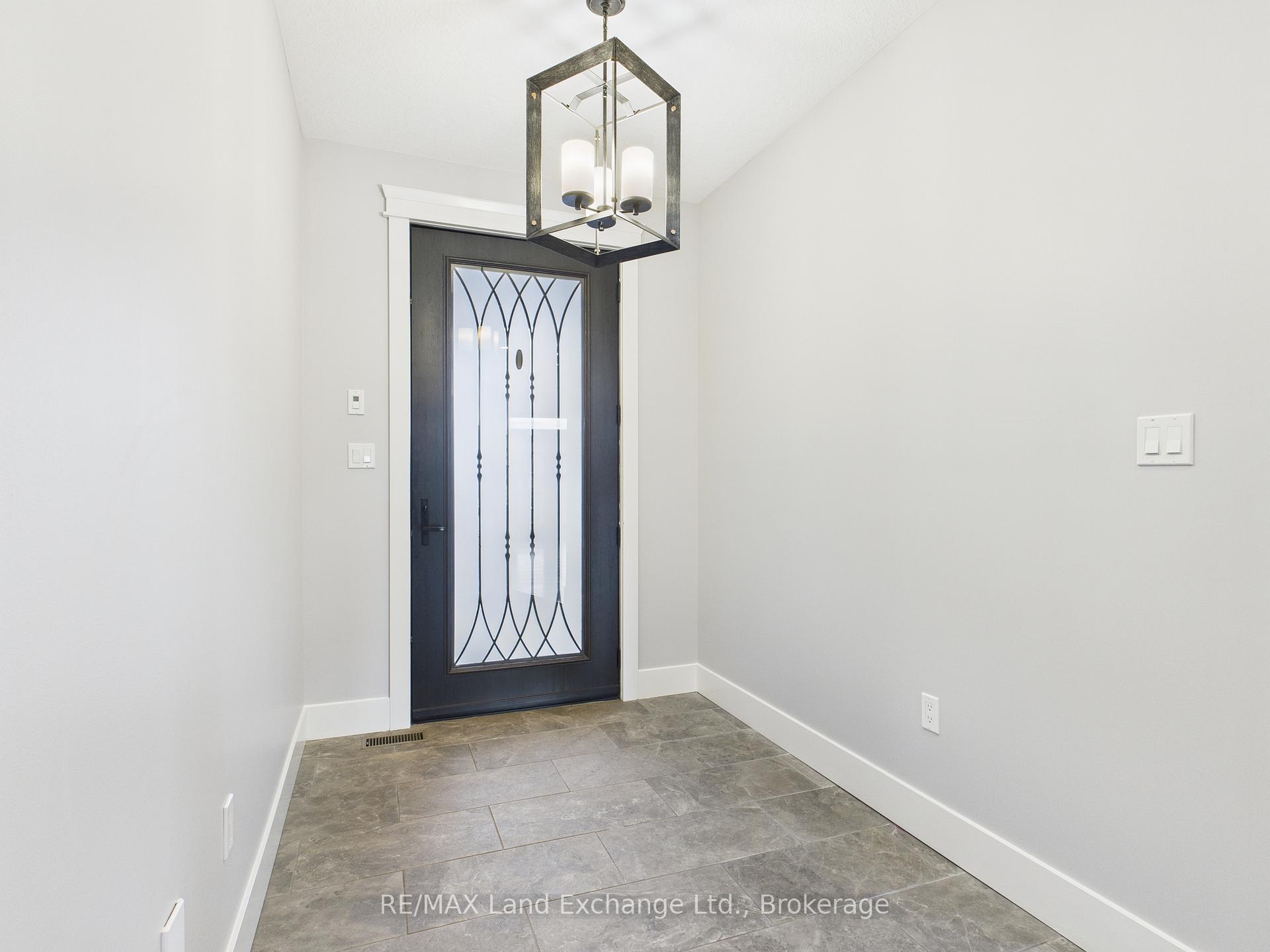 Photo 5 of 24 Lakefield Drive, Kincardine — HOMEH