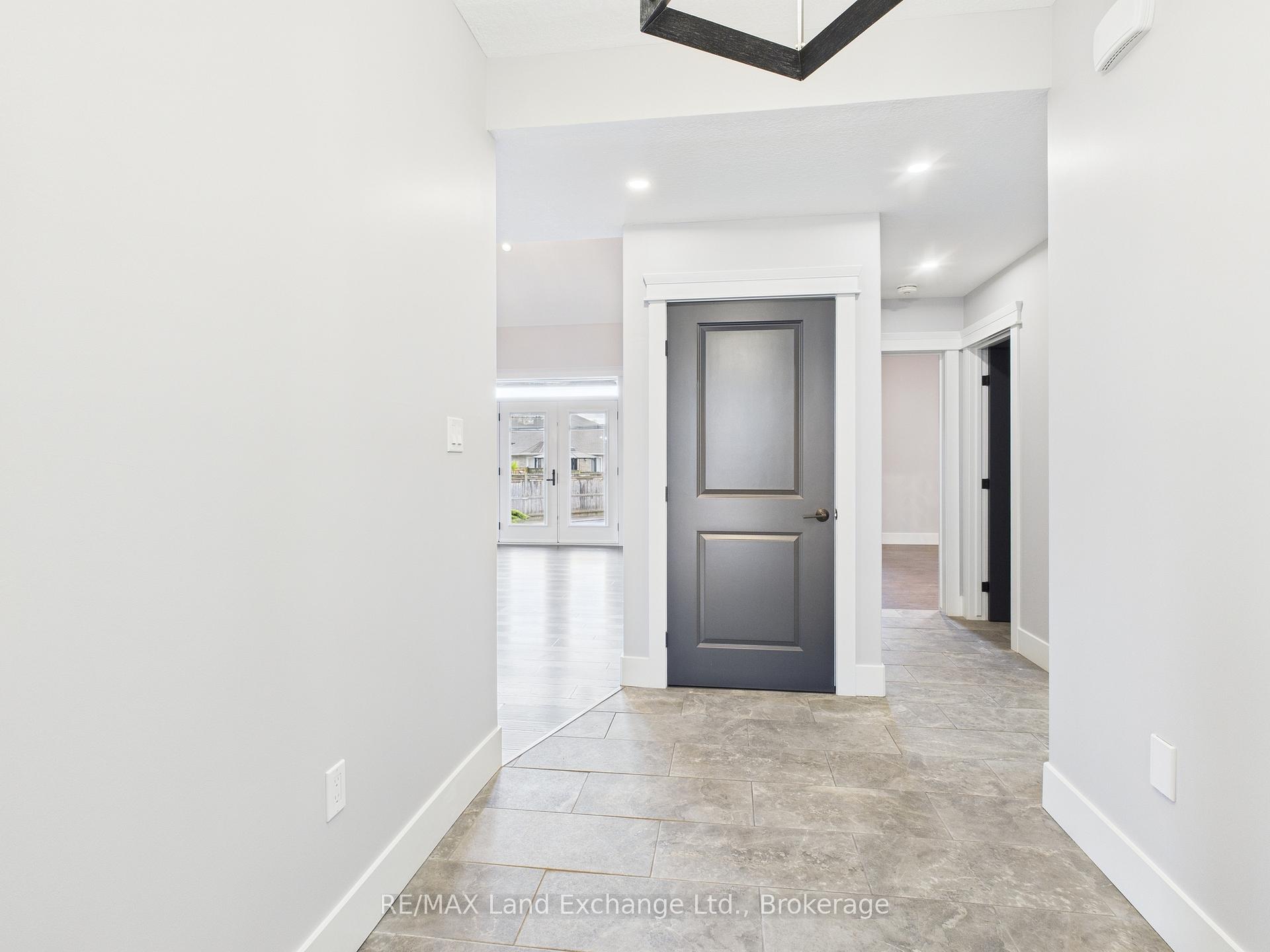 Photo 6 of 24 Lakefield Drive, Kincardine — HOMEH