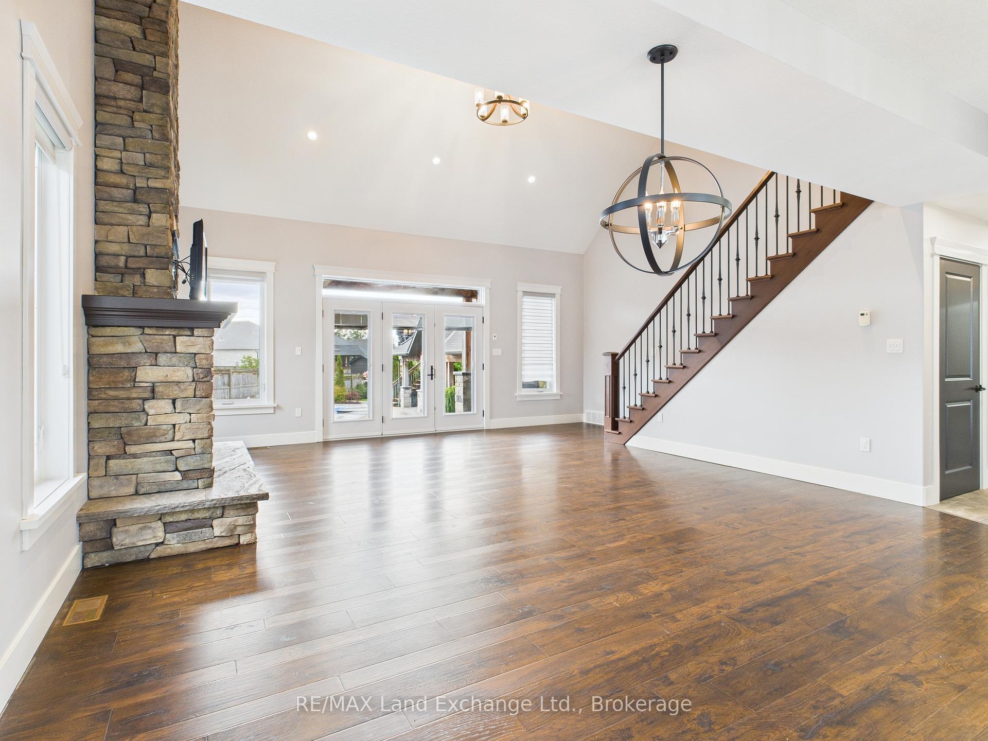 Photo 12 of 24 Lakefield Drive, Kincardine — HOMEH