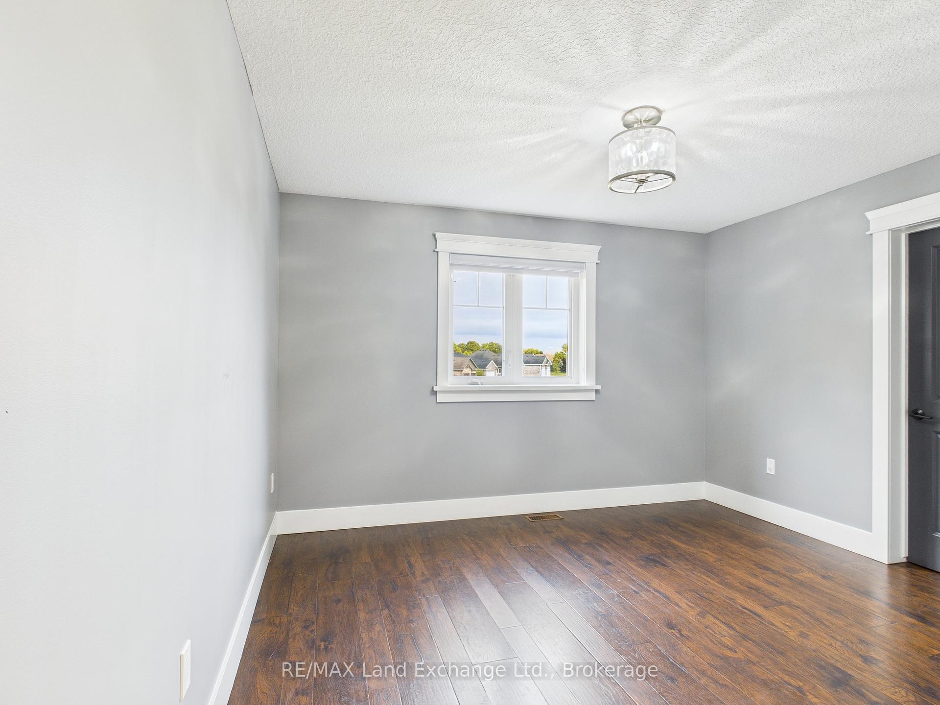 Photo 27 of 24 Lakefield Drive, Kincardine — HOMEH