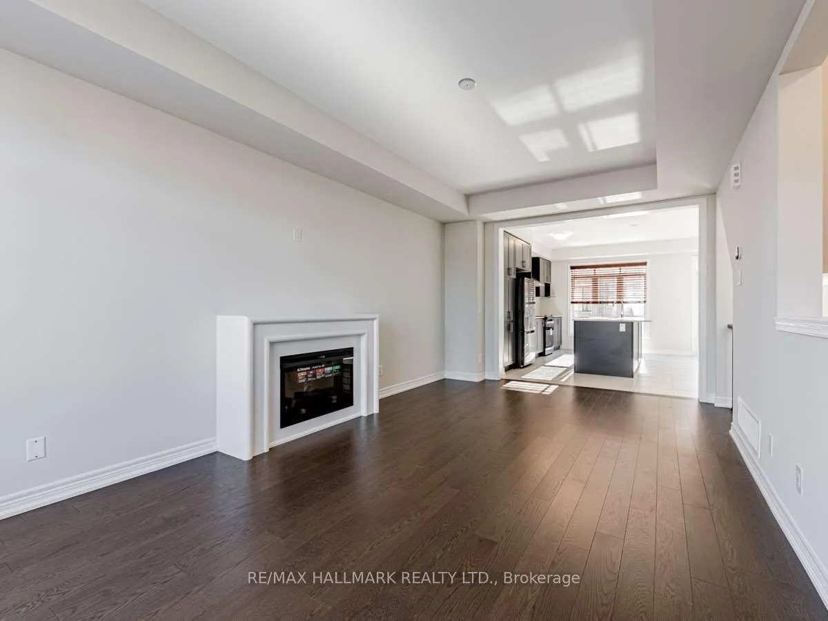 Photo 12 of 43 Gillivary Drive, Whitby, Rural Whitby — HOMEH