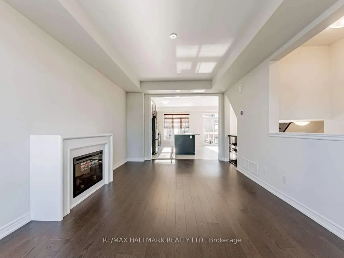 Photo 13 of 43 Gillivary Drive, Whitby, Rural Whitby — HOMEH