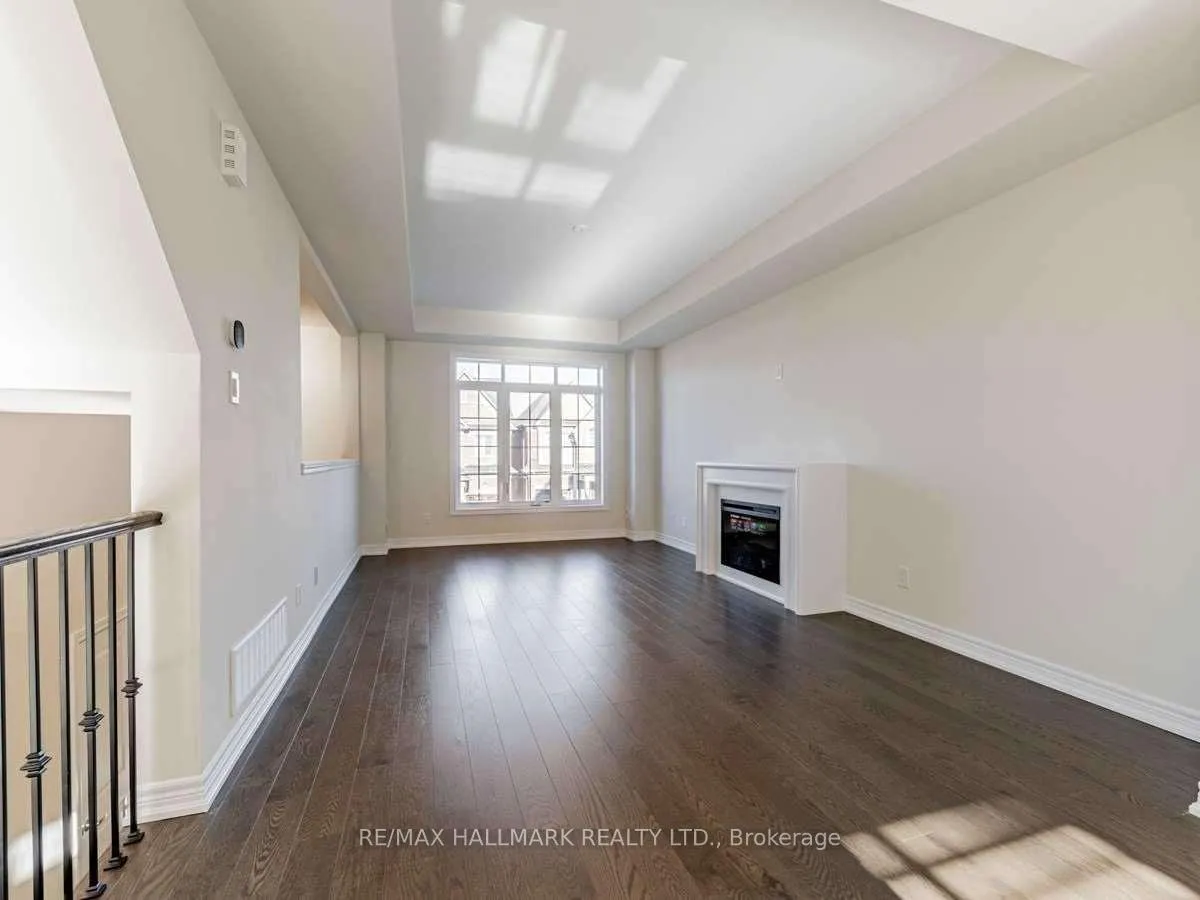 Photo 15 of 43 Gillivary Drive, Whitby, Rural Whitby — HOMEH