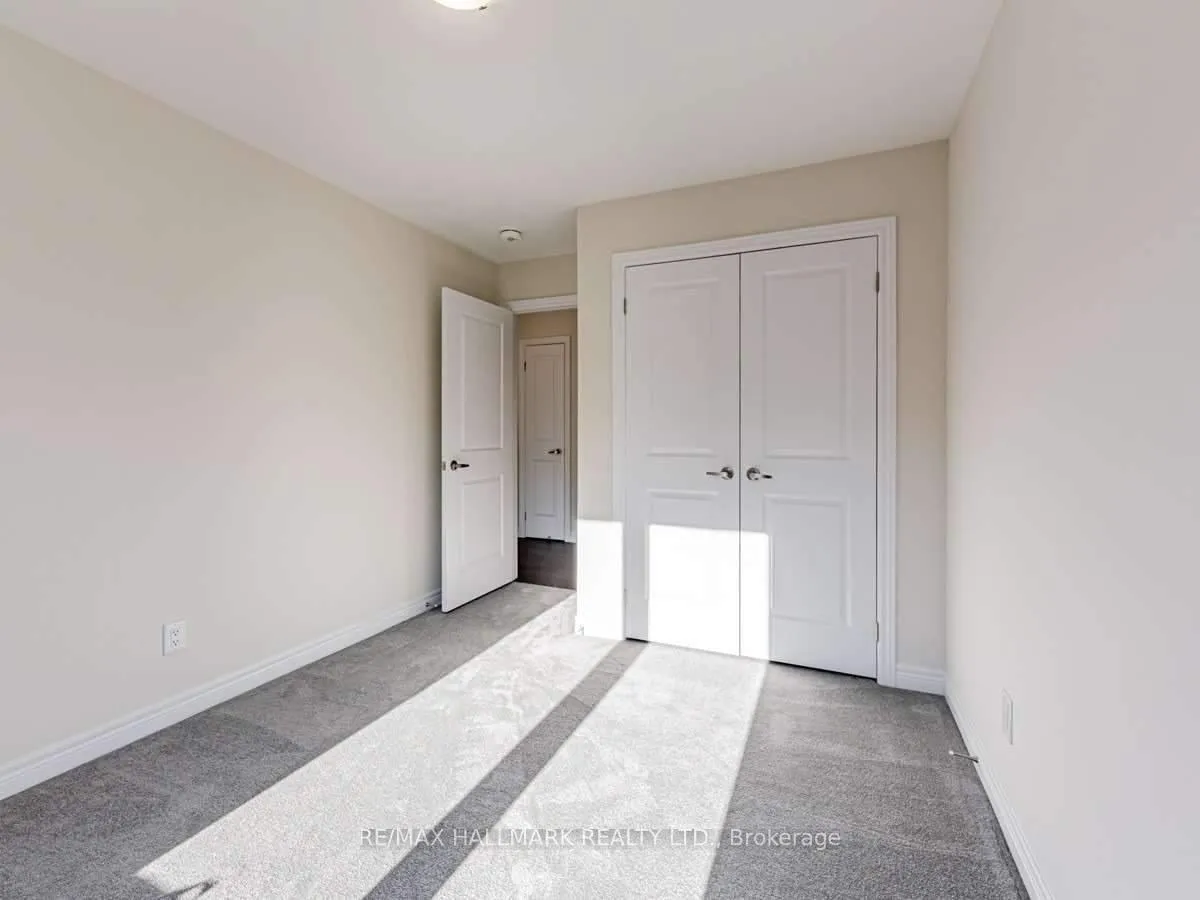 Photo 27 of 43 Gillivary Drive, Whitby, Rural Whitby — HOMEH