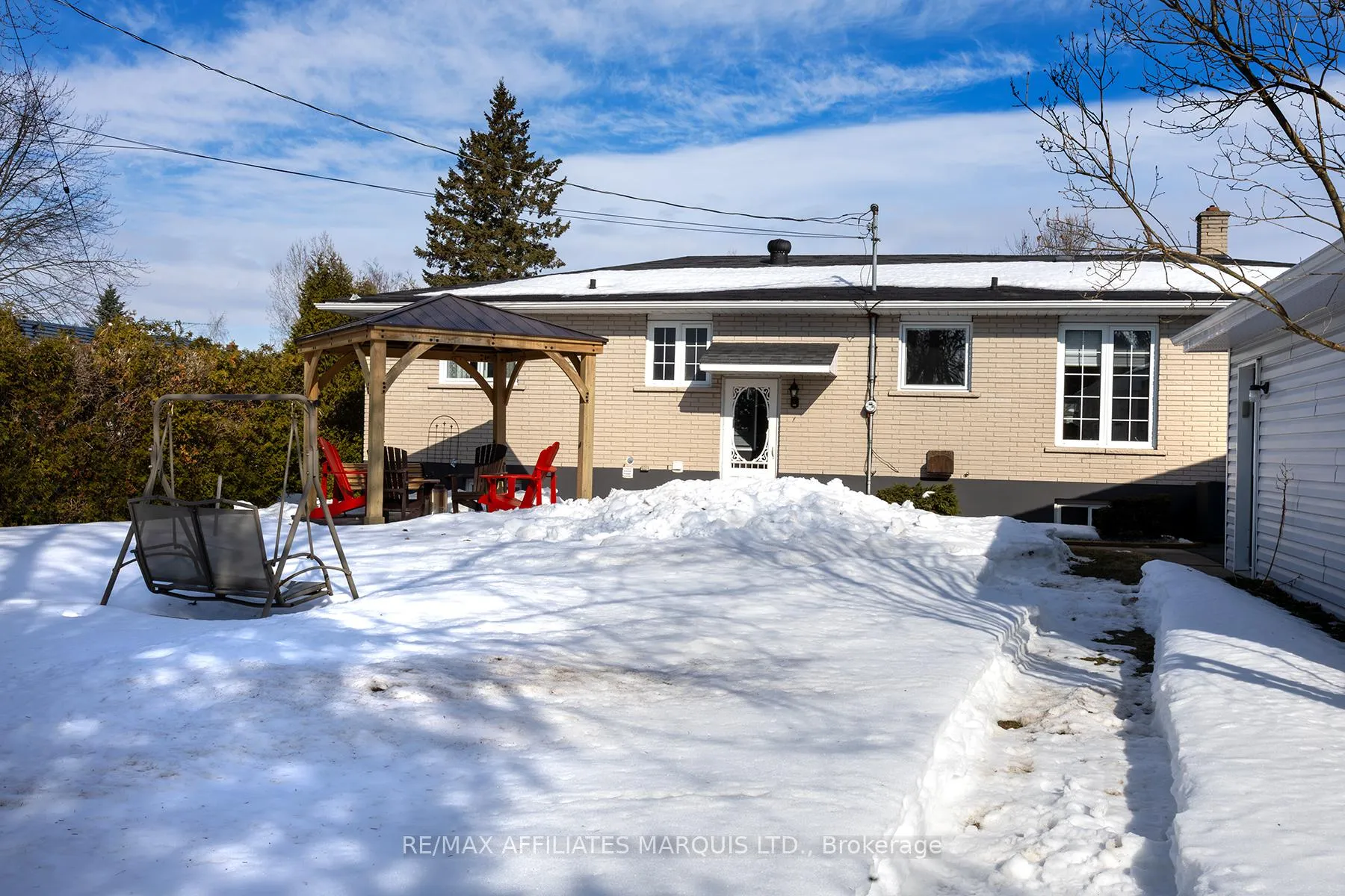 Photo 4 of 22 Pine Street, South Stormont, Ingleside — HOMEH