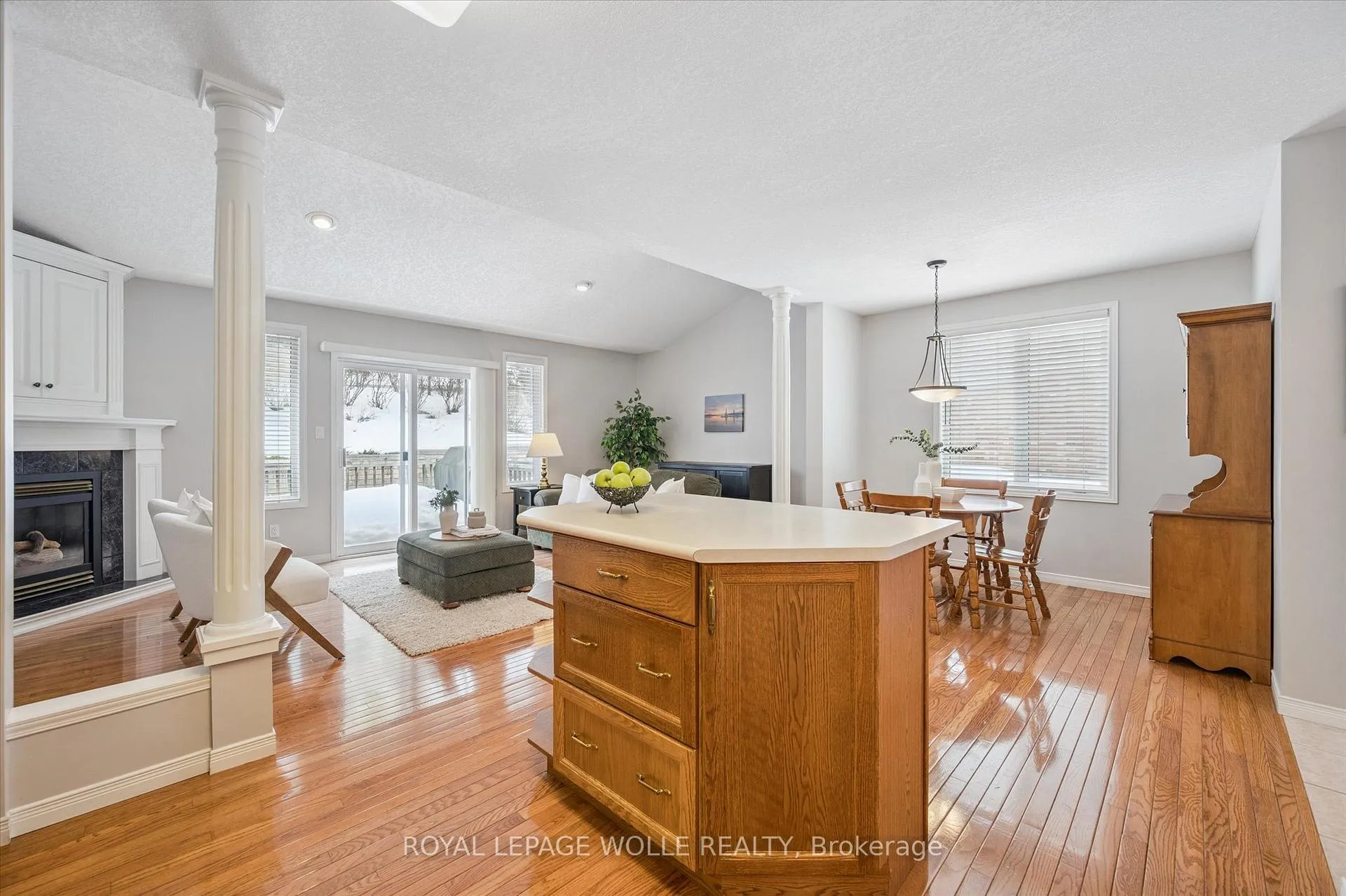 Photo 12 of 656 Inglis Falls Place, Waterloo — HOMEH