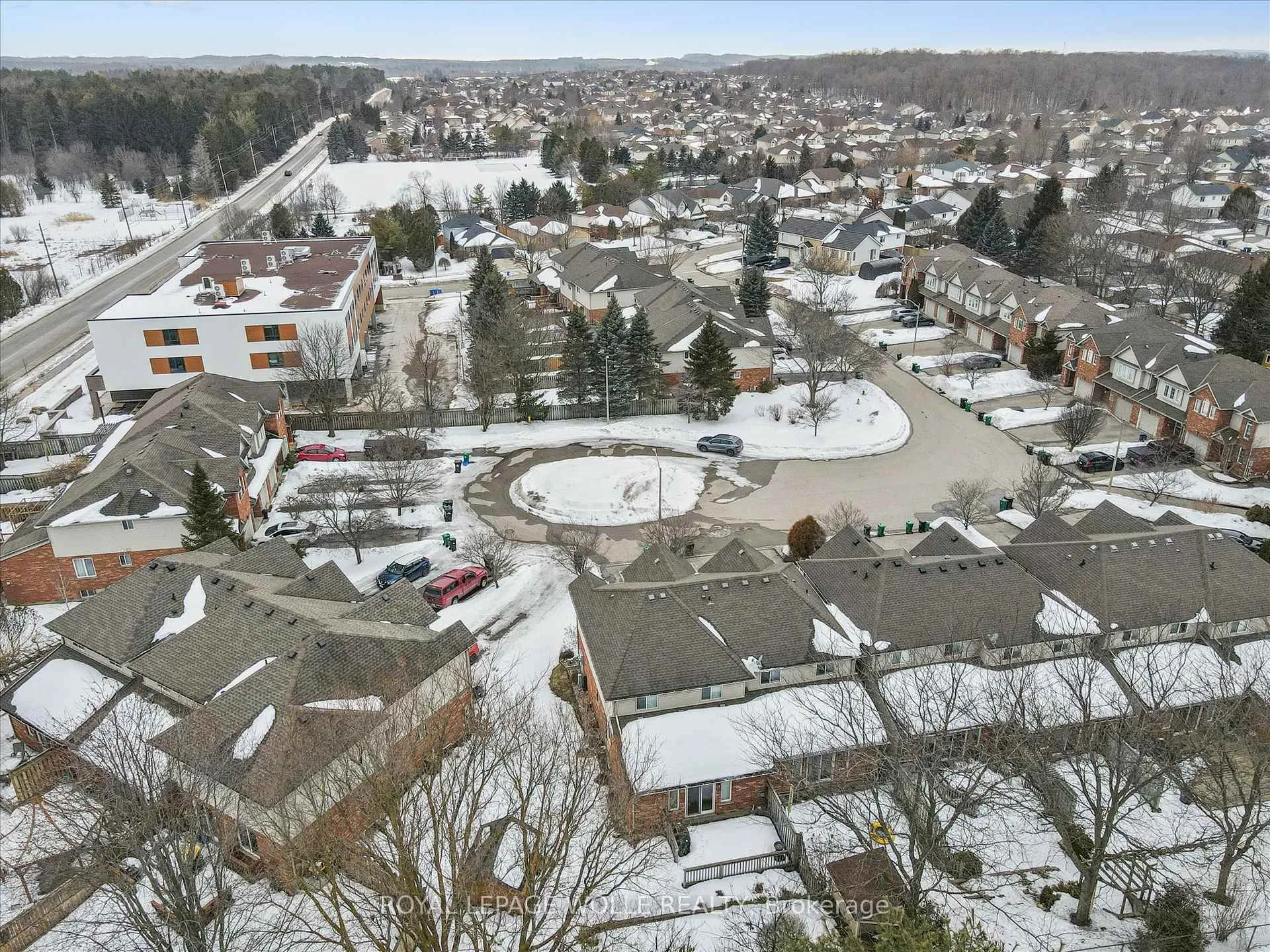 Photo 38 of 656 Inglis Falls Place, Waterloo — HOMEH