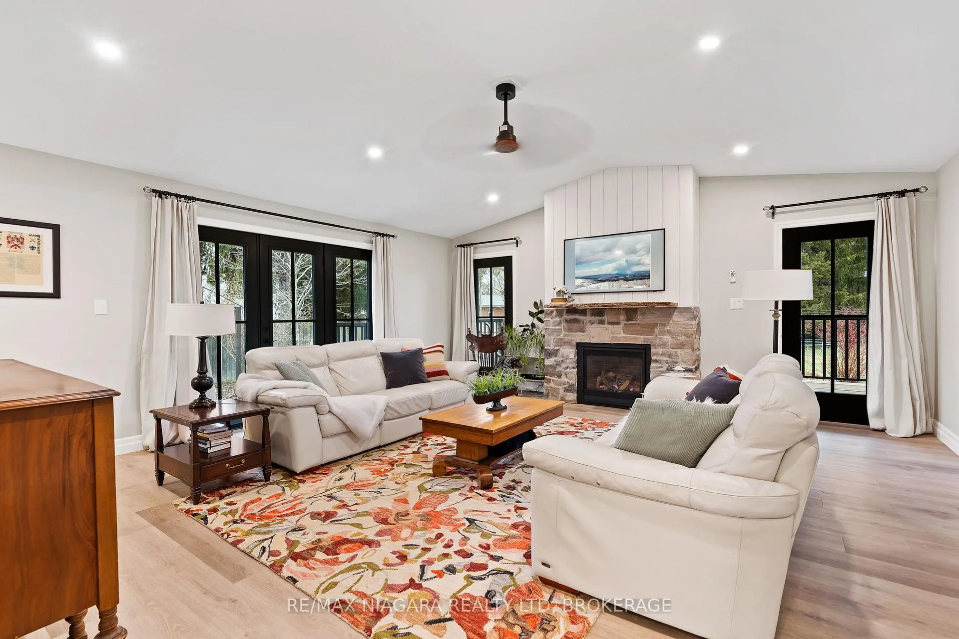 Photo 13 of 7 King's Grant Road, St. Catharines, Lakeshore — HOMEH