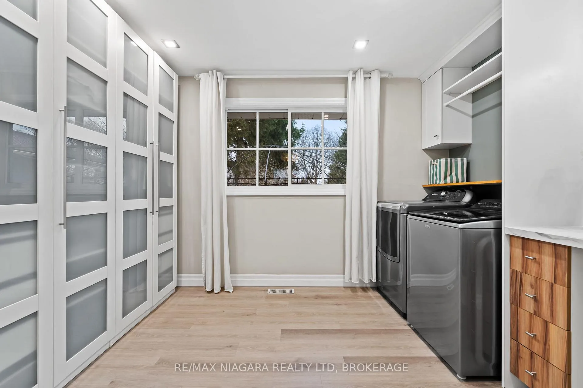 Photo 16 of 7 King's Grant Road, St. Catharines, Lakeshore — HOMEH