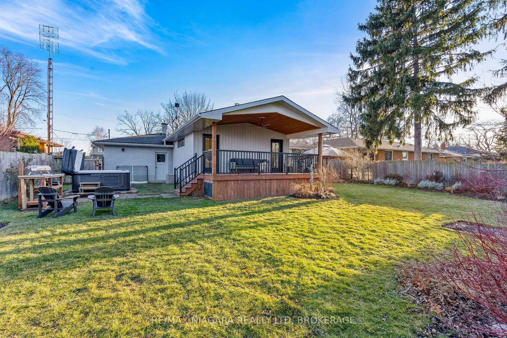 Photo 34 of 7 King's Grant Road, St. Catharines, Lakeshore — HOMEH