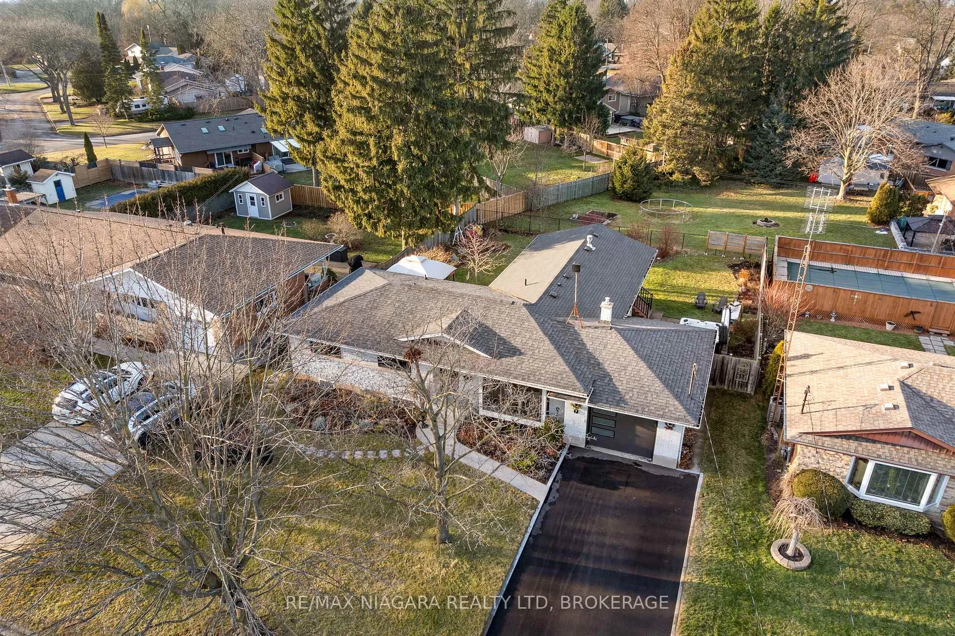 Photo 39 of 7 King's Grant Road, St. Catharines, Lakeshore — HOMEH