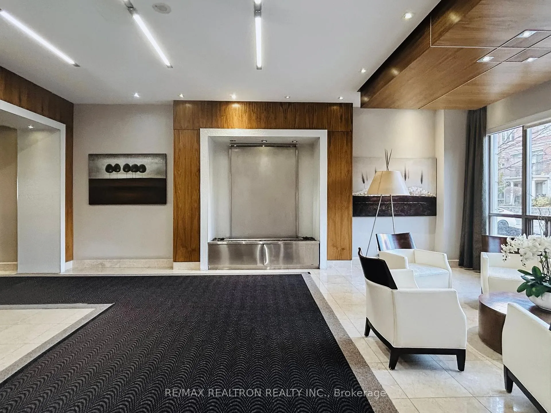 Photo 6 of Unit UPH11, 37 Galleria Parkway, Markham, Commerce Valley — HOMEH