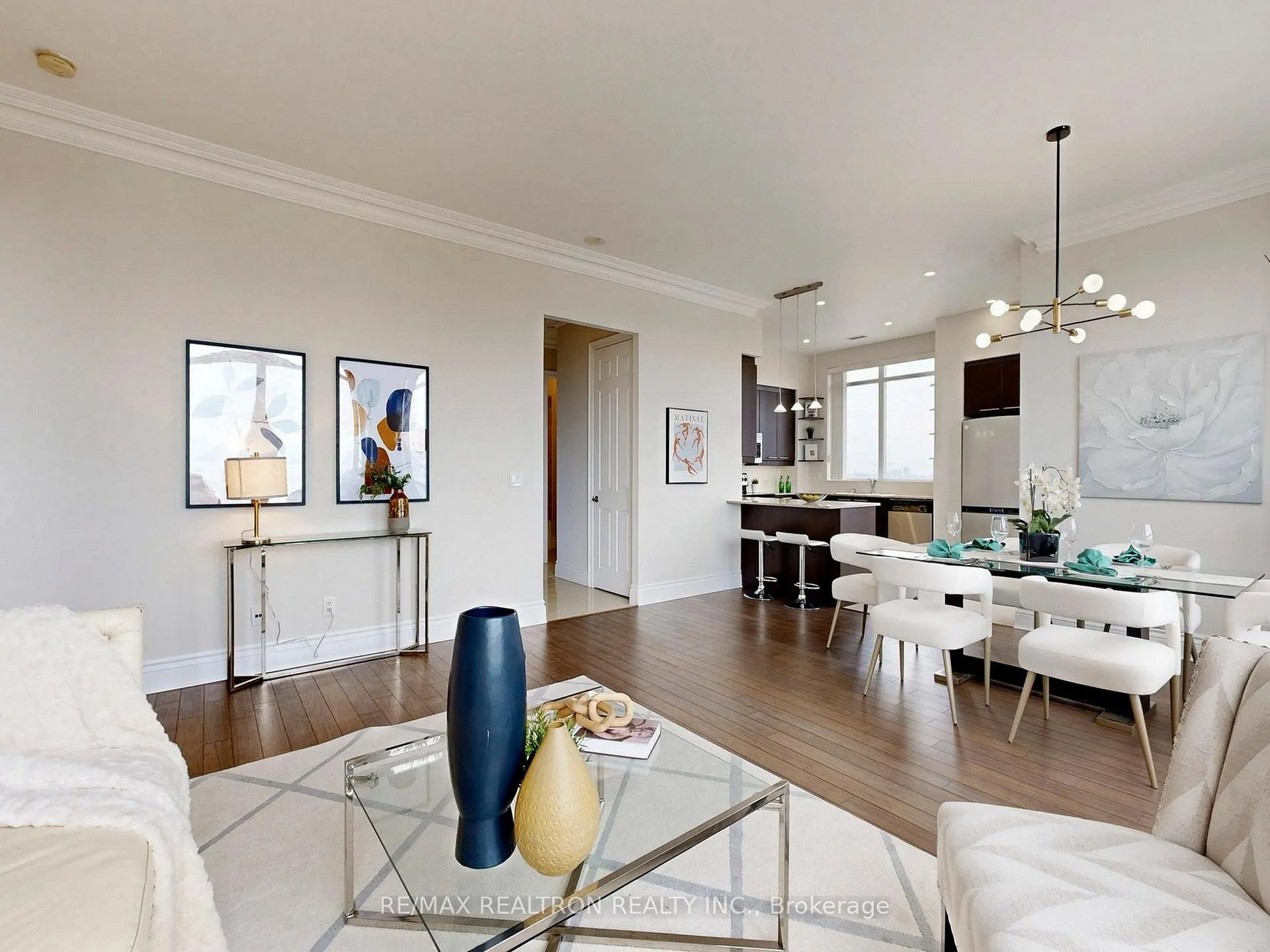 Photo 12 of Unit UPH11, 37 Galleria Parkway, Markham, Commerce Valley — HOMEH