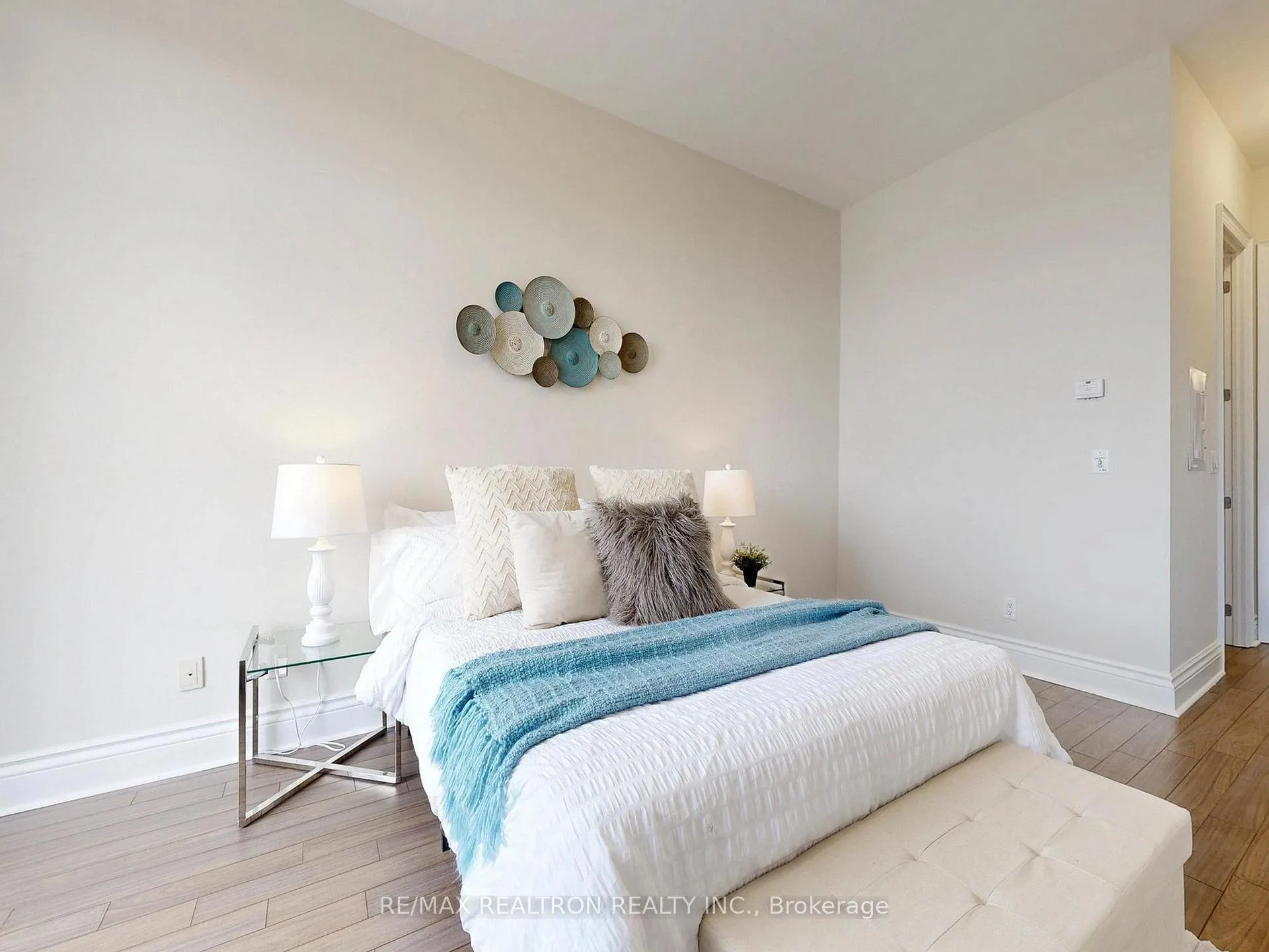 Photo 22 of Unit UPH11, 37 Galleria Parkway, Markham, Commerce Valley — HOMEH