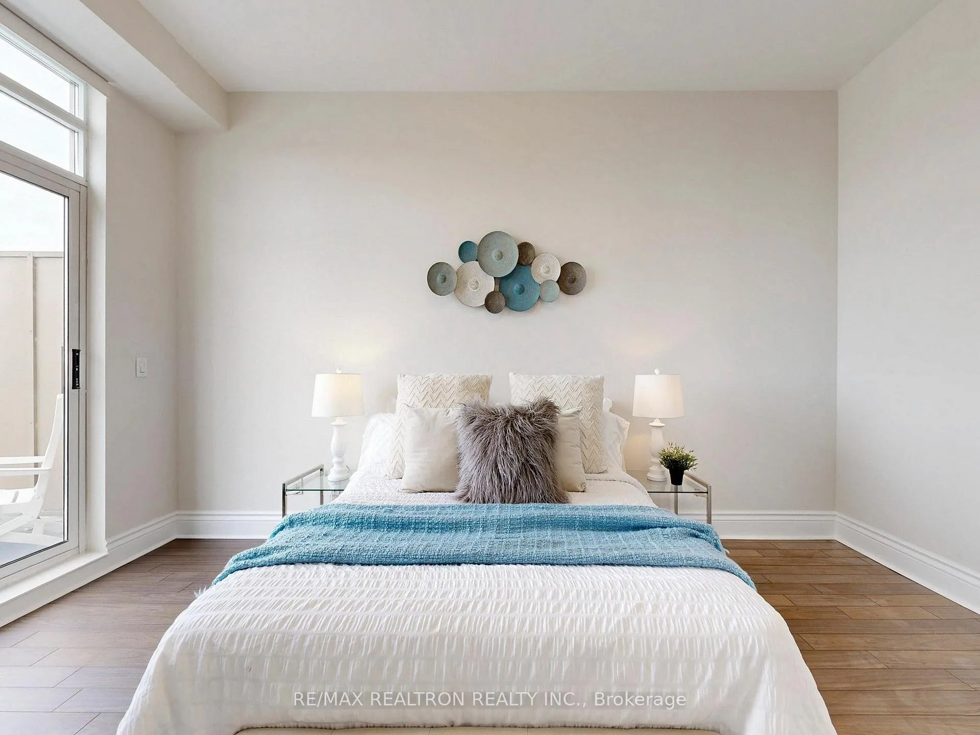 Photo 23 of Unit UPH11, 37 Galleria Parkway, Markham, Commerce Valley — HOMEH