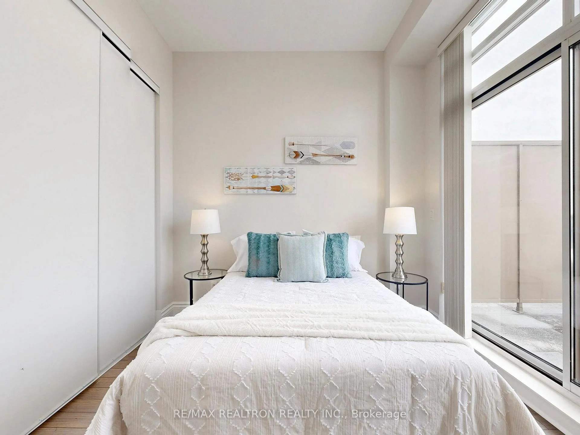 Photo 28 of Unit UPH11, 37 Galleria Parkway, Markham, Commerce Valley — HOMEH