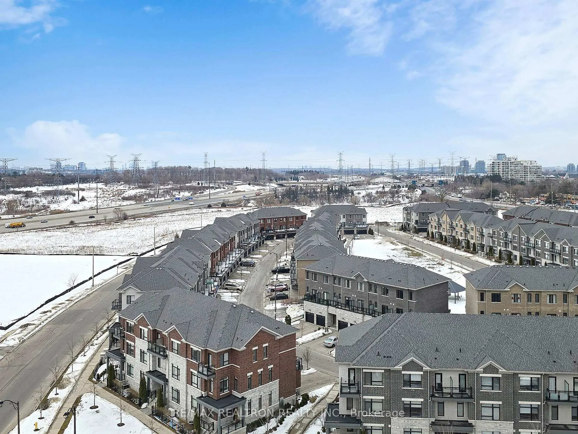 Photo 39 of Unit UPH11, 37 Galleria Parkway, Markham, Commerce Valley — HOMEH