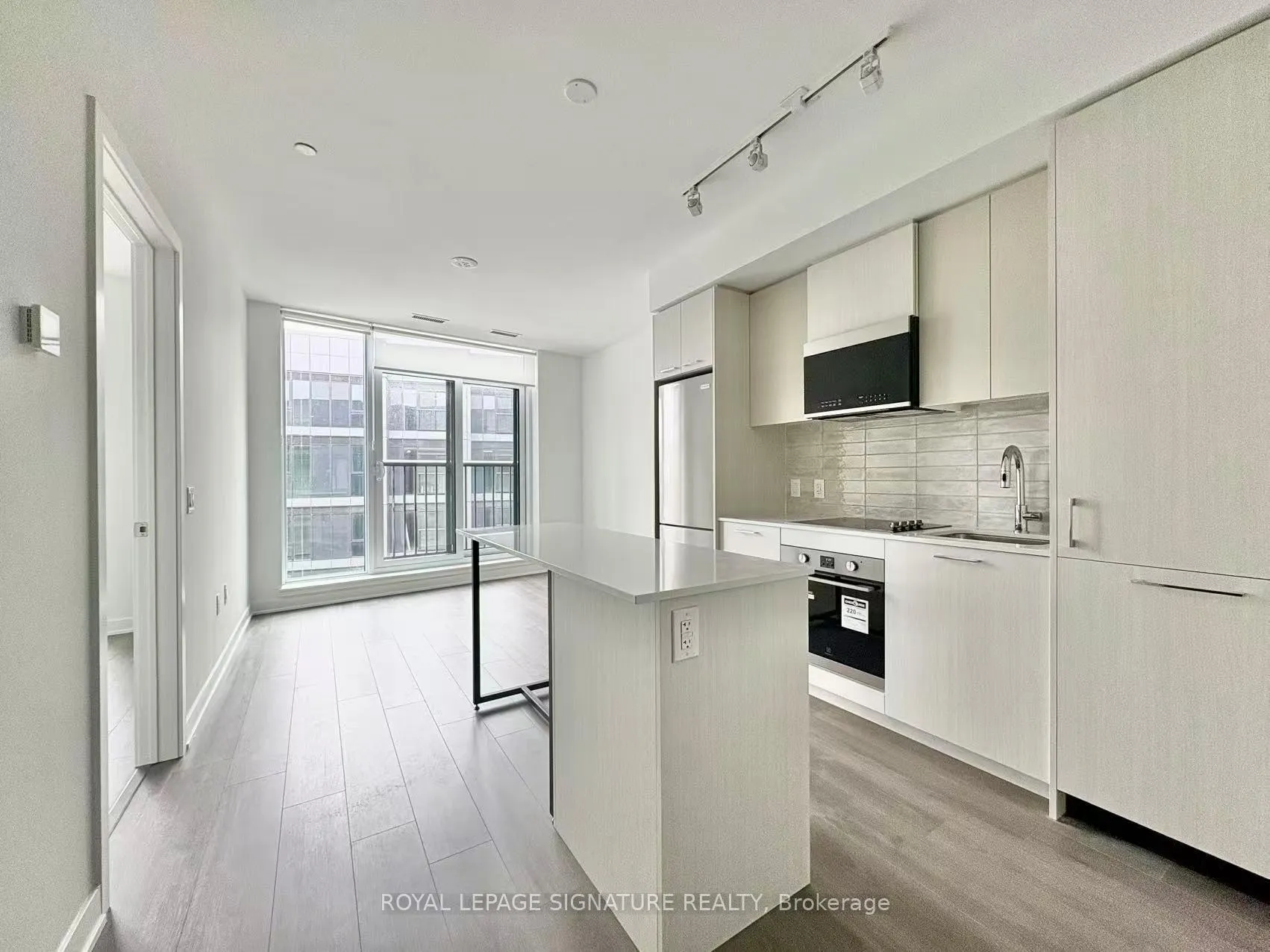 Photo 2 of Unit 650, 30 Dreamers Way, Toronto, Regent Park — HOMEH