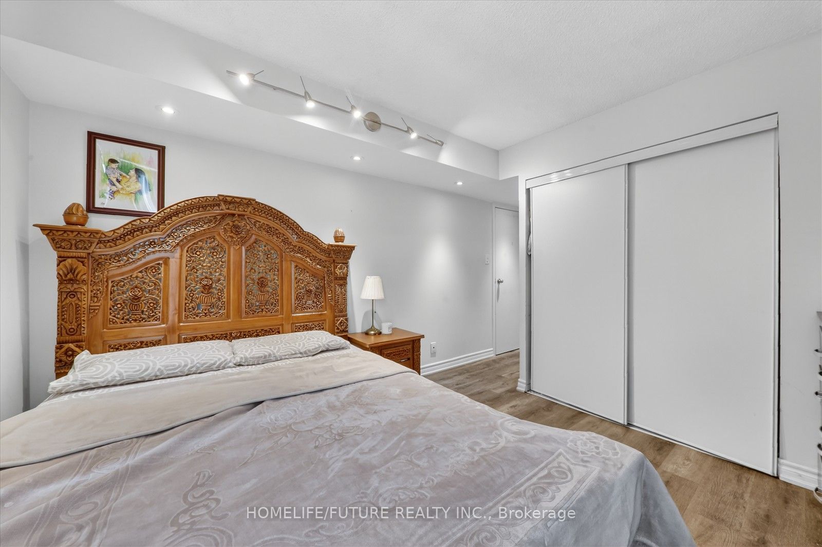Photo 21 of Unit 702, 8 Silver Bell Grove, Etobicoke, West Humber-Clairville — HOMEH