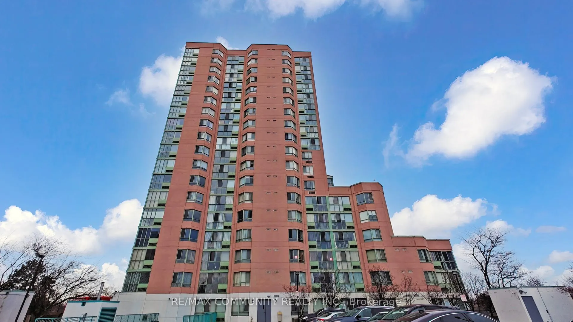 Front of Unit 707, 41 Markbrook Lane