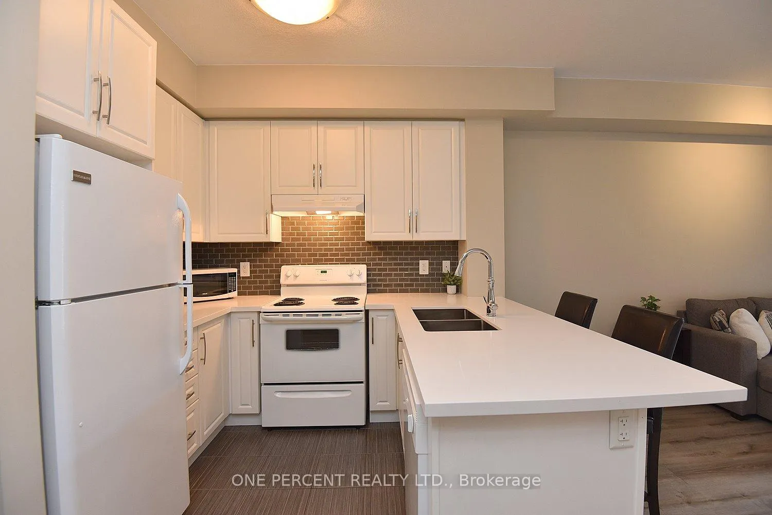 Photo 6 of Unit 231, 5317 Upper Middle Road, Burlington, Orchard — HOMEH