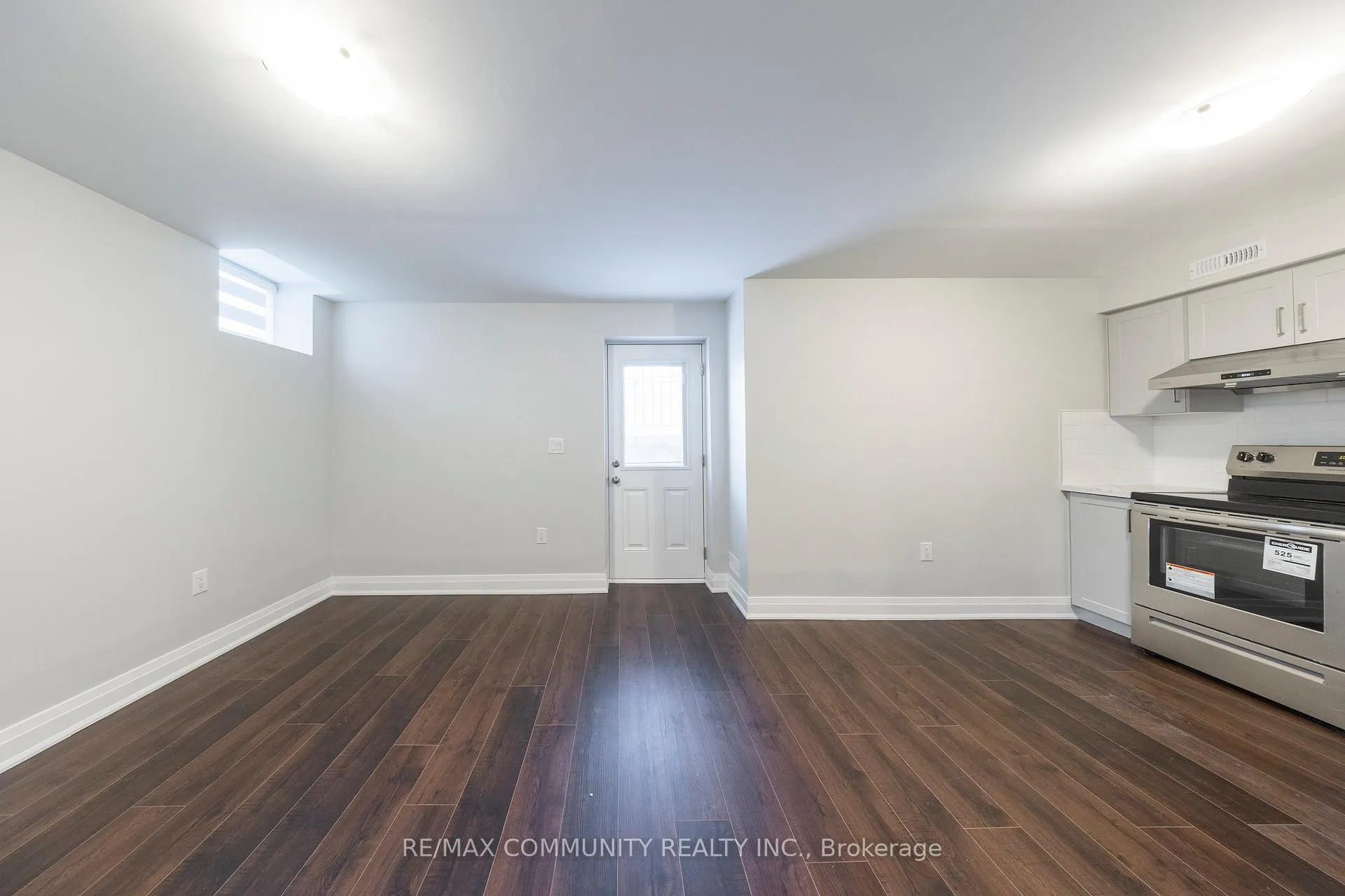 Photo 6 of 1089 Orenda Street, Pickering, Rural Pickering — HOMEH