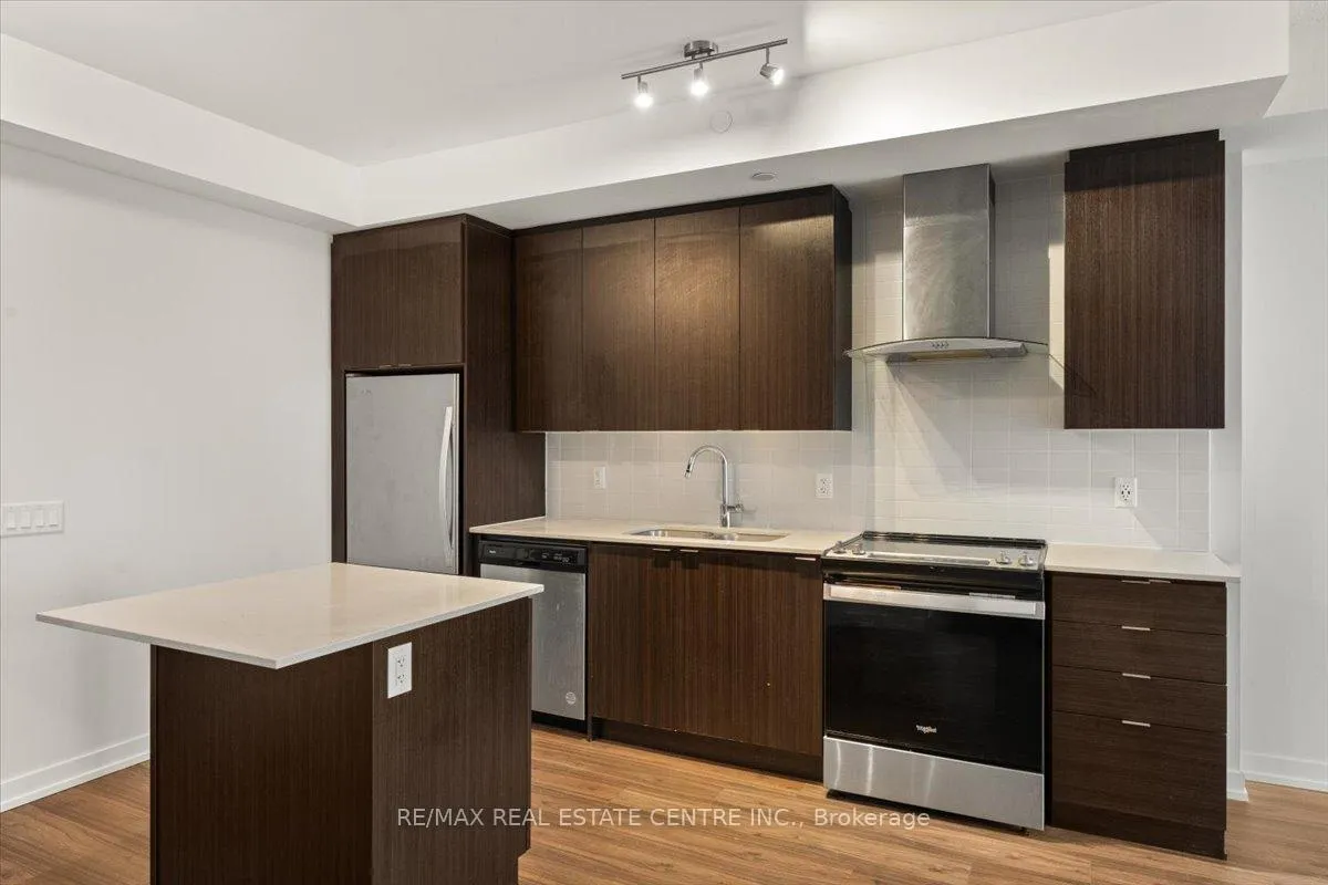 Photo 10 of Unit 1106, 55 Duke Street W, Kitchener, City Commercial Core — HOMEH